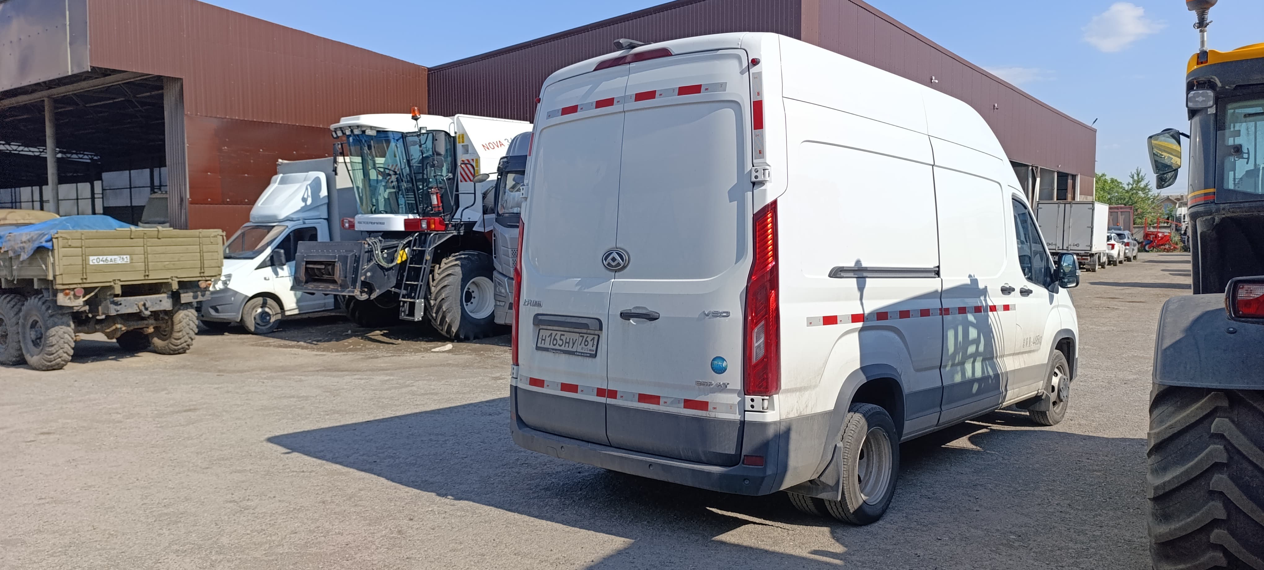 Maxus V90 Цельнометаллический (кат. C) 2023 г. - фото 7