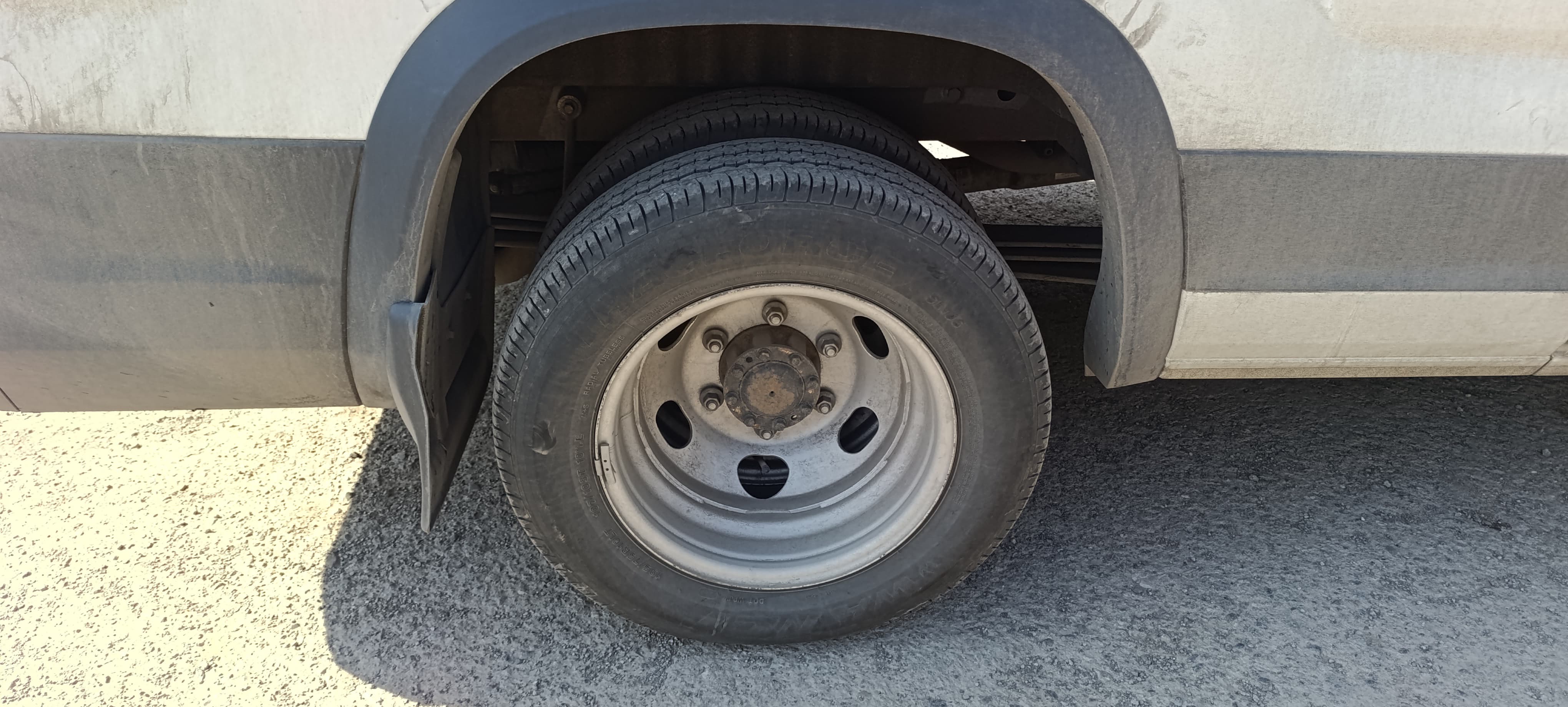 Maxus V90 Цельнометаллический (кат. C) 2023 г. - фото 12