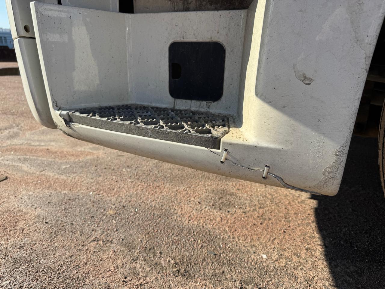 SITRAK C7H 4x2 Седельный тягач 2023 г. - фото 13