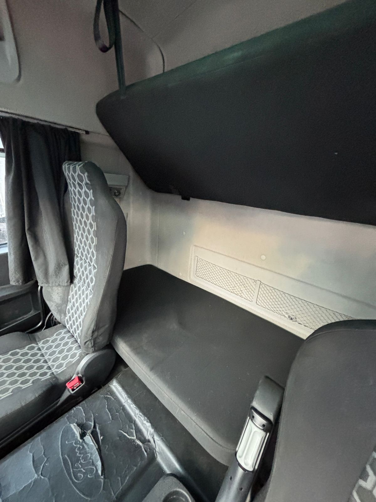 Ford Cargo 4x2 Седельный тягач 2018 г. - фото 14