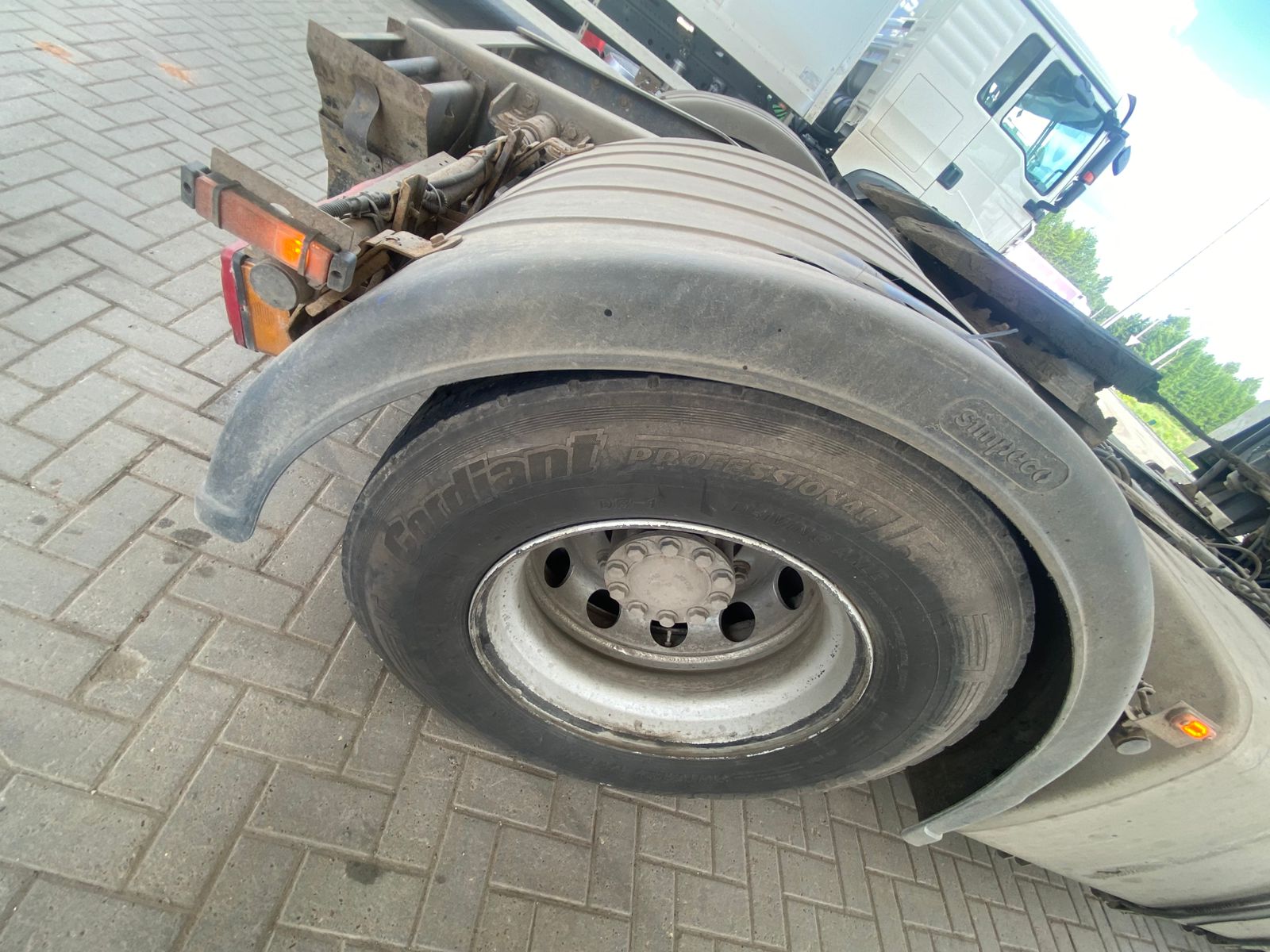 КамАЗ 5490 4x2 Седельный тягач 2020 г. - фото 9