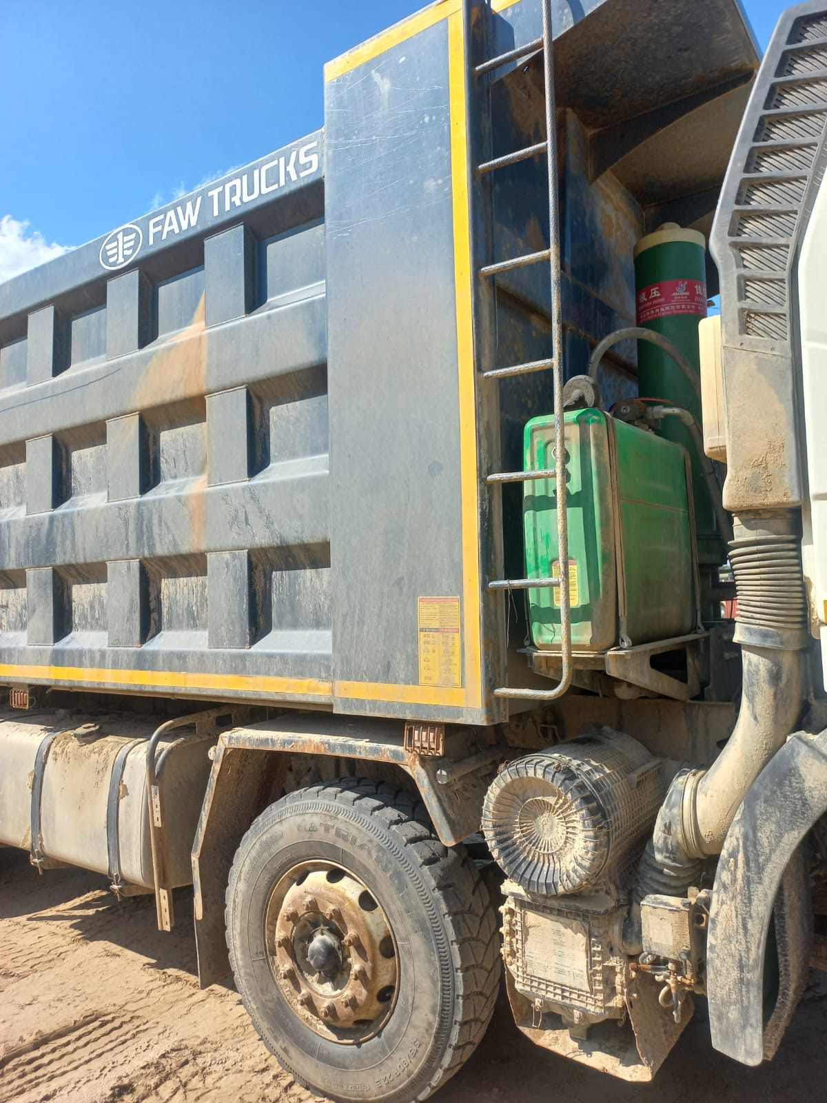 FAW J6 8x4 Самосвал 2023 г. - фото 8