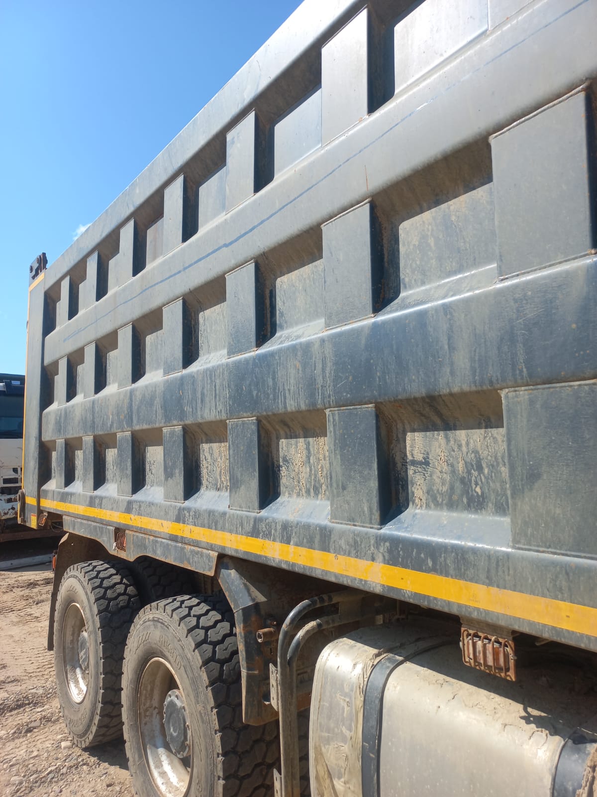 FAW J6 8x4 Самосвал 2023 г. - фото 9