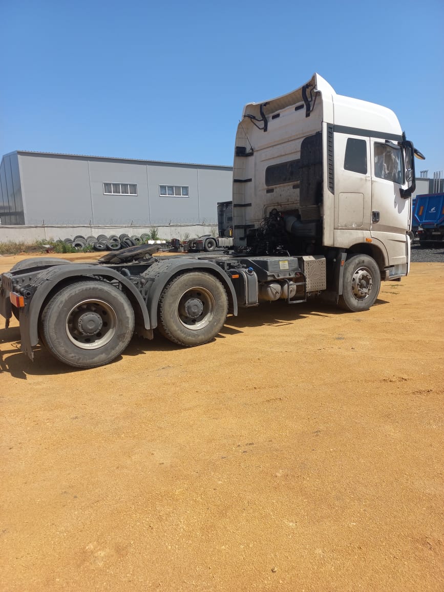 SANY D* 6x4 Седельный тягач 2023 г. - фото 5