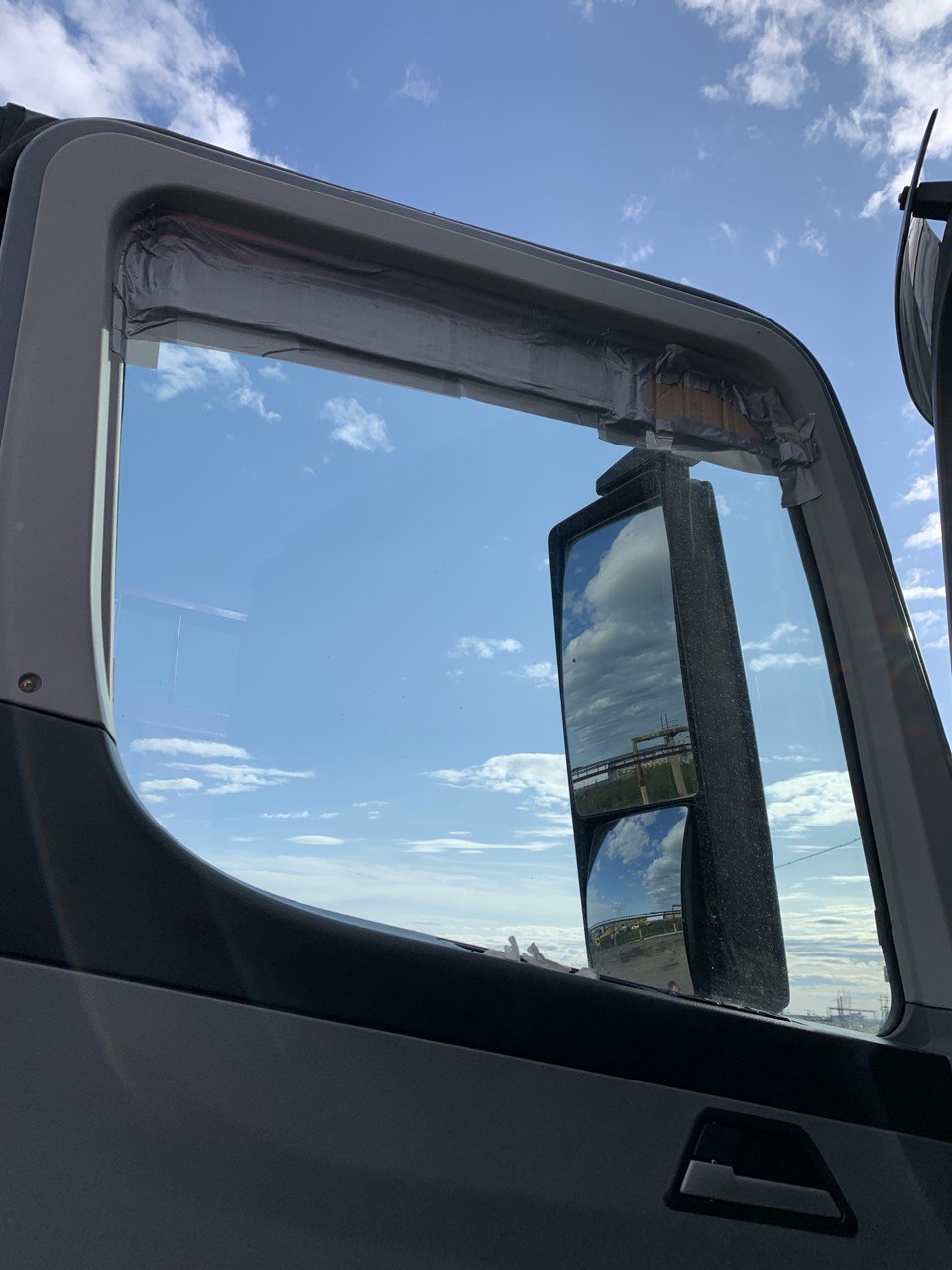 BEIBEN V3 6x6 Седельный тягач 2023 г. - фото 13