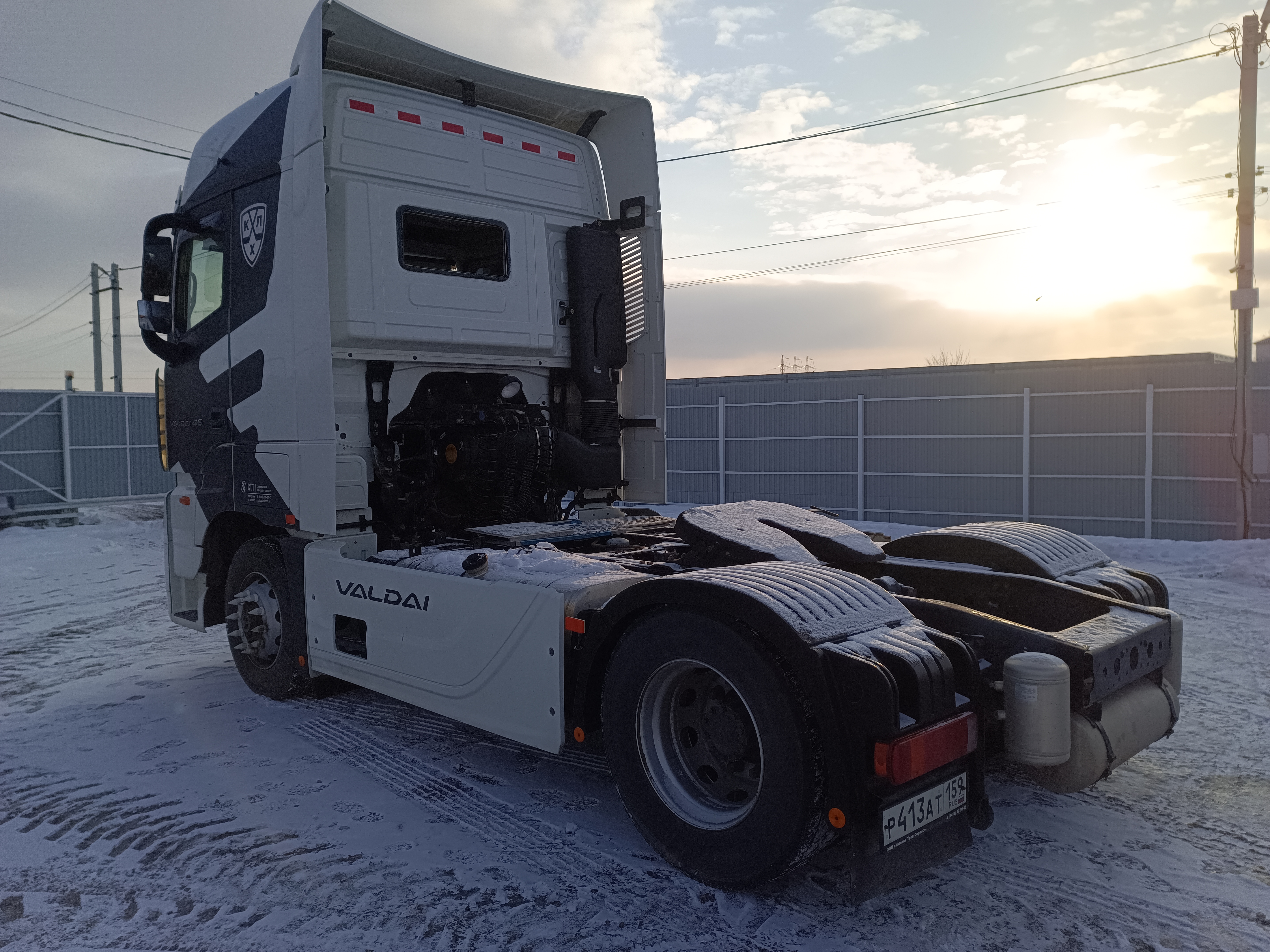 VALDAI 45 4x2 Седельный тягач 2024 г. - фото 7