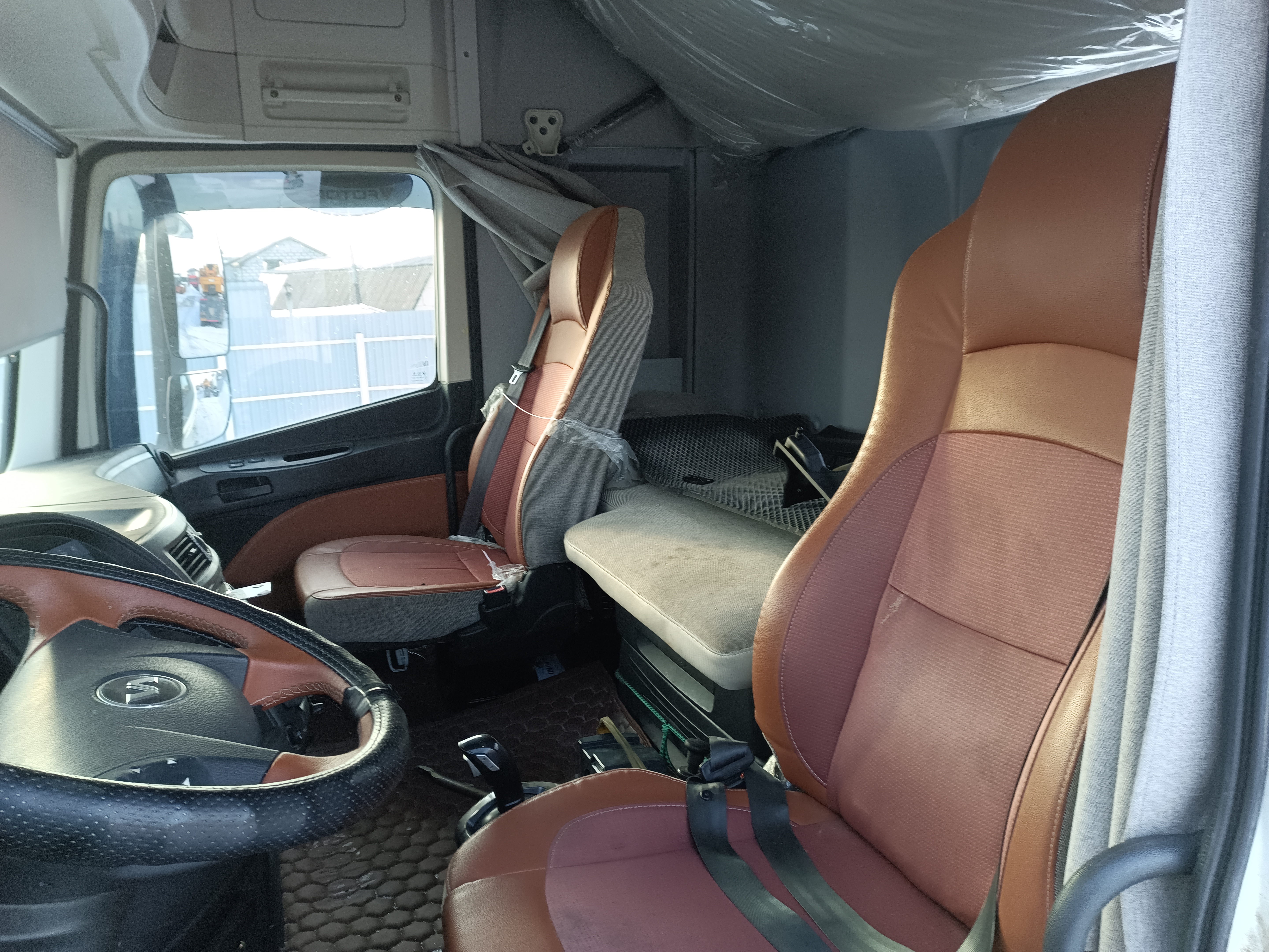 VALDAI 45 4x2 Седельный тягач 2024 г. - фото 10