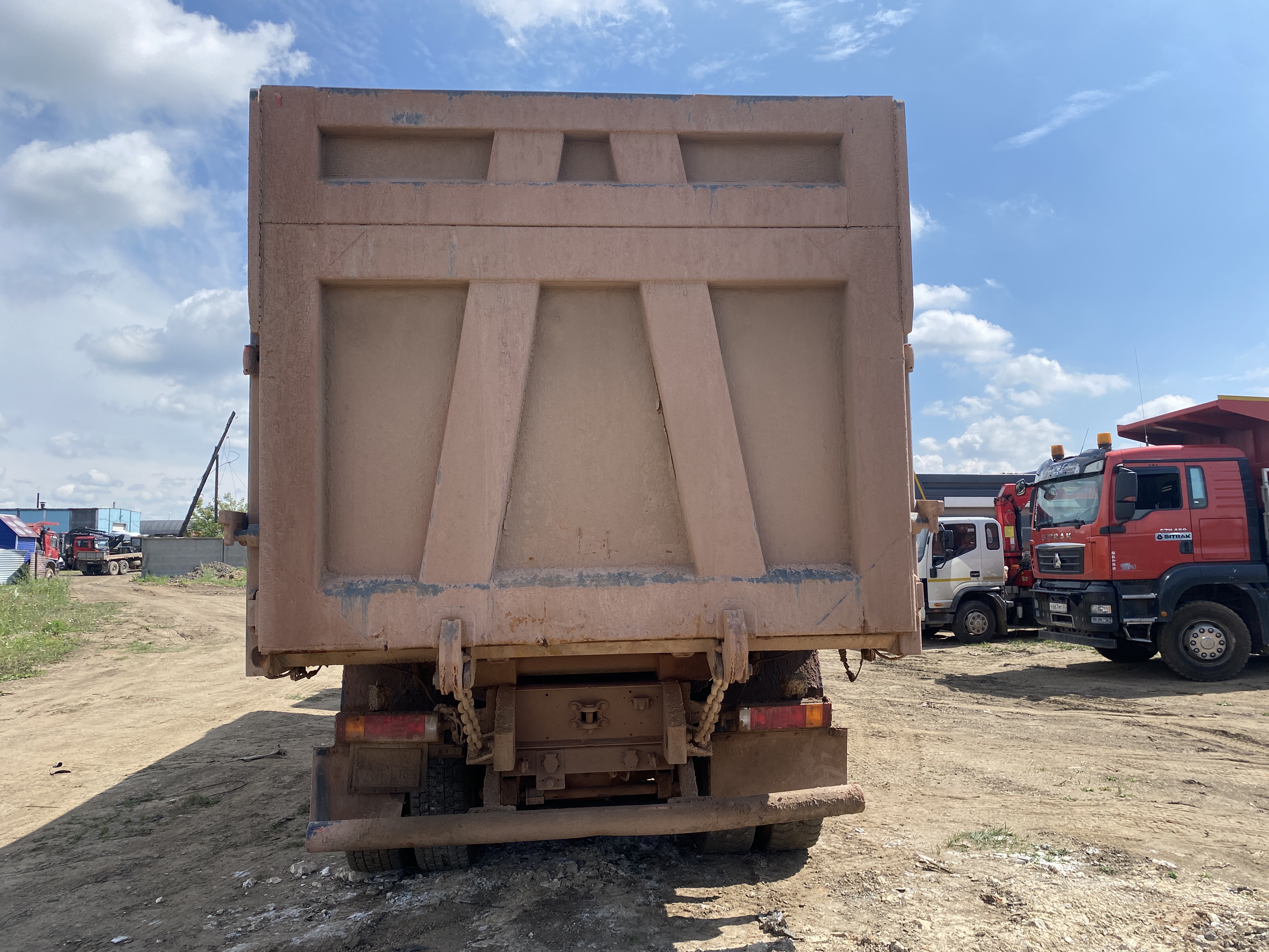 Shacman (Shaanxi) SX* 8x4 Самосвал 2023 г. - фото 8