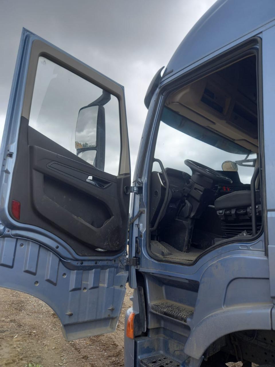 HONGYAN 908 4x2 Седельный тягач 2023 г. - фото 5