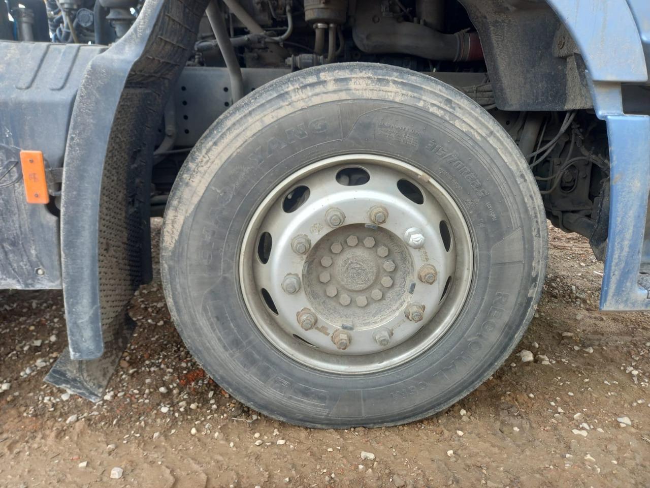 HONGYAN 908 4x2 Седельный тягач 2023 г. - фото 9