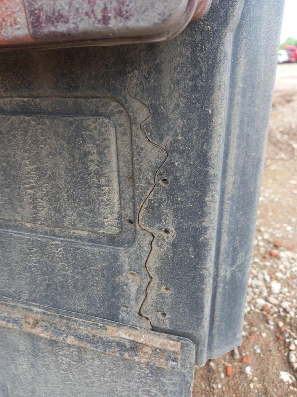 HONGYAN 908 4x2 Седельный тягач 2023 г. - фото 17