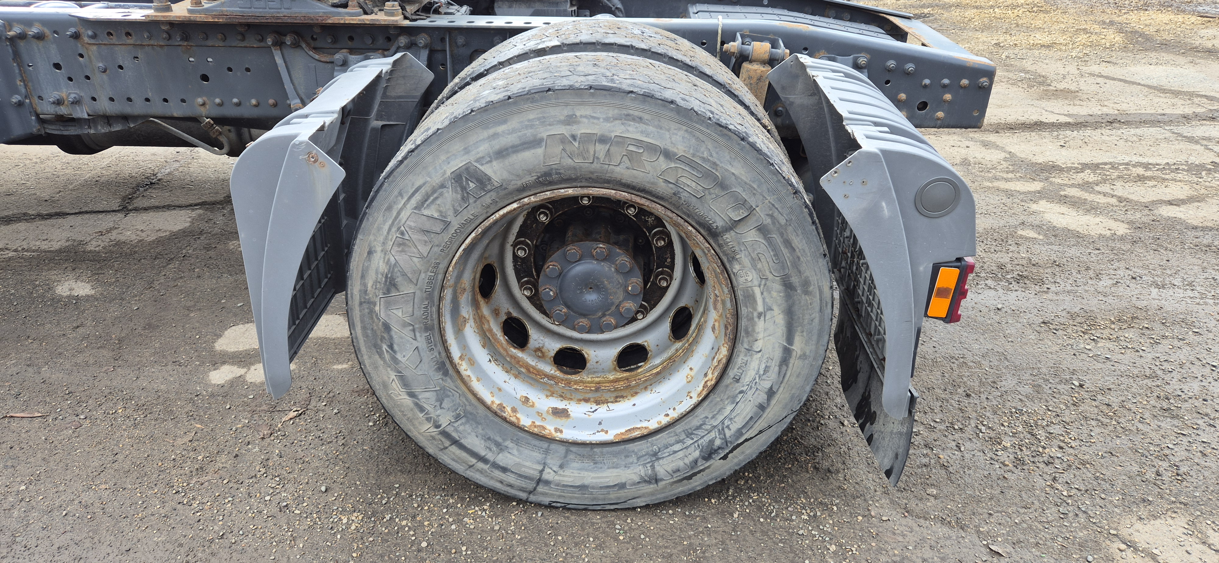 Mercedes-Benz ACTROS 4x2 Седельный тягач 2016 г. - фото 13