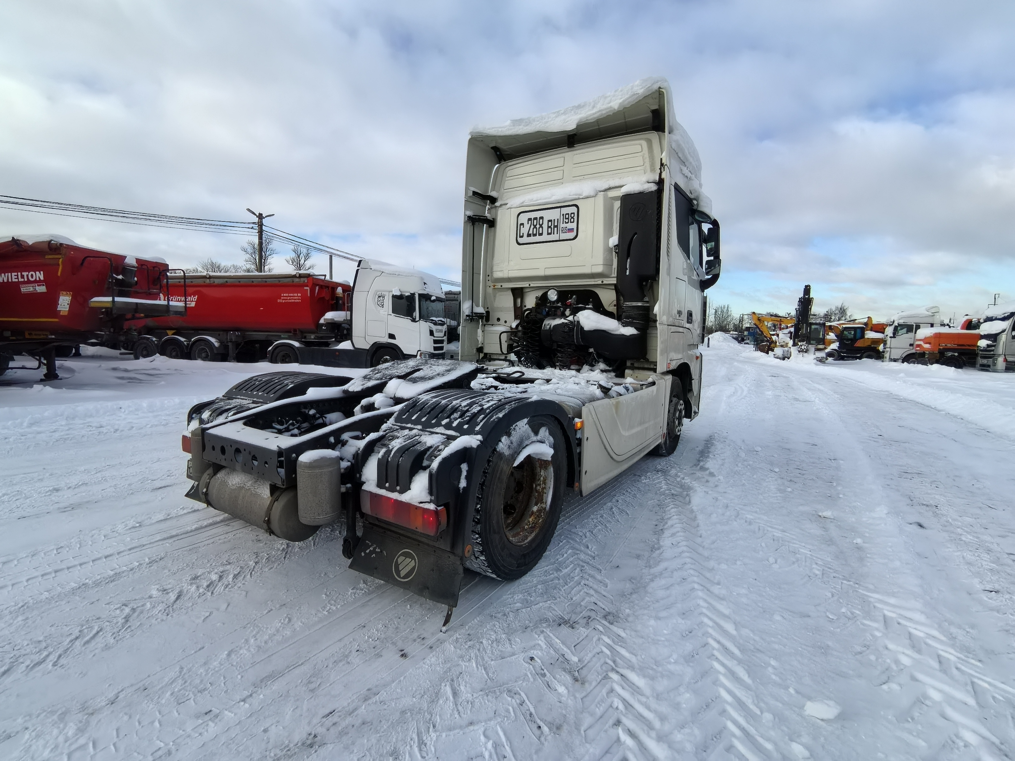 Foton AUMAN 4x2 Седельный тягач 2023 г. - фото 7