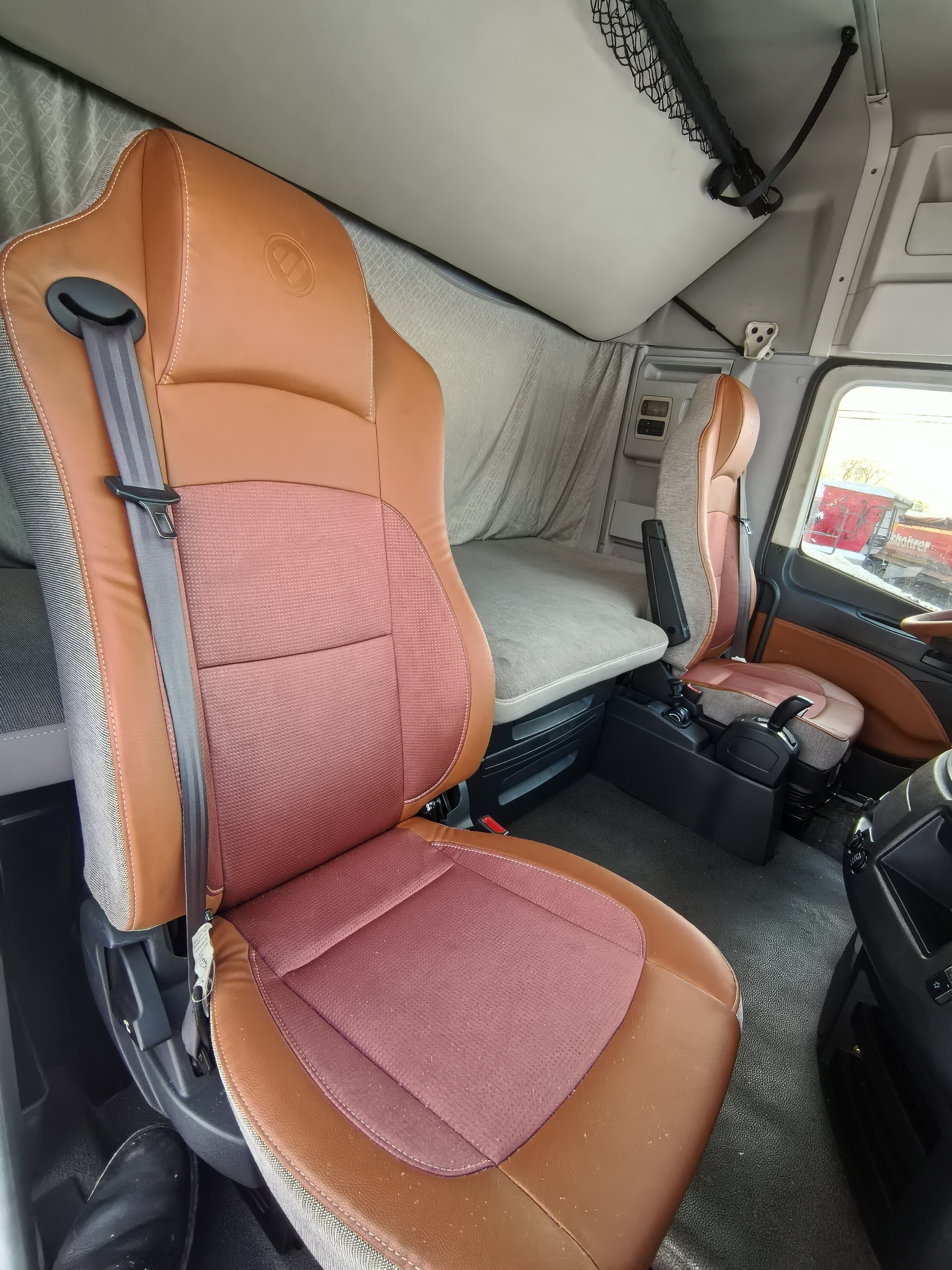 Foton AUMAN 4x2 Седельный тягач 2023 г. - фото 10