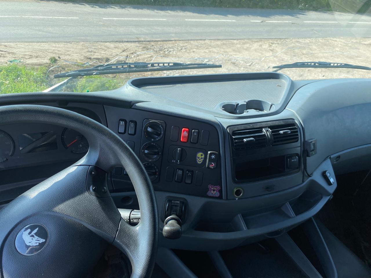 КамАЗ 5490 4x2 Седельный тягач 2021 г. - фото 9