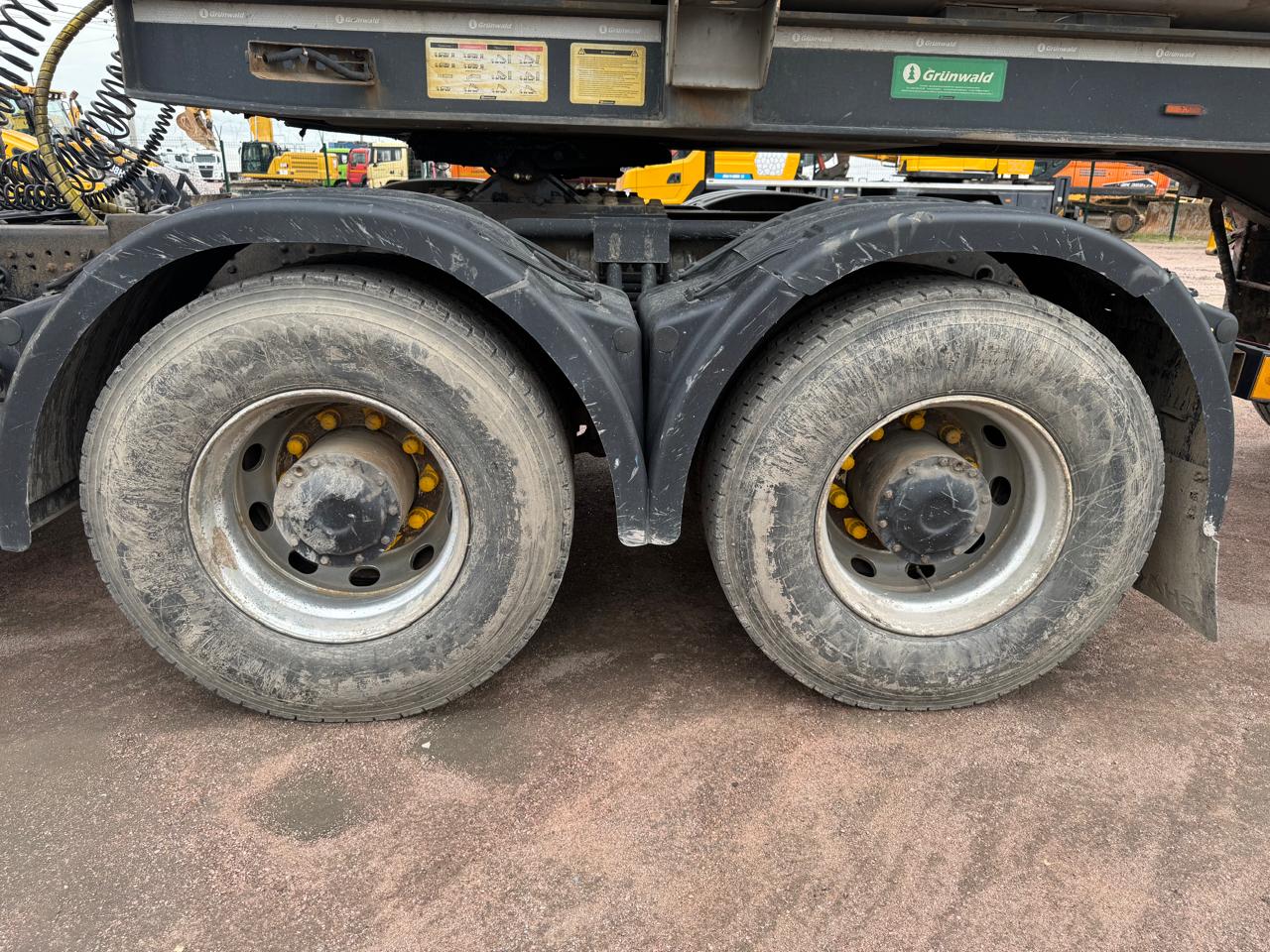 Shacman (Shaanxi) SX* 6x4 Седельный тягач 2022 г. - фото 10