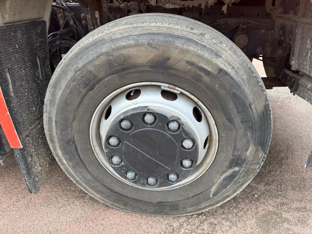 Shacman (Shaanxi) SX* 6x4 Седельный тягач 2022 г. - фото 12