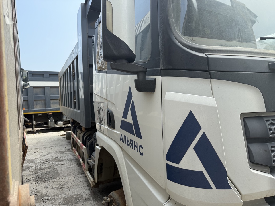 Shacman (Shaanxi) SX* 6x4 Самосвал 2022 г. - фото 6