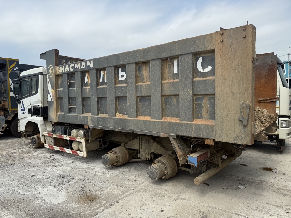 Shacman (Shaanxi) SX* 6x4 Самосвал 2022 г. - фото 7