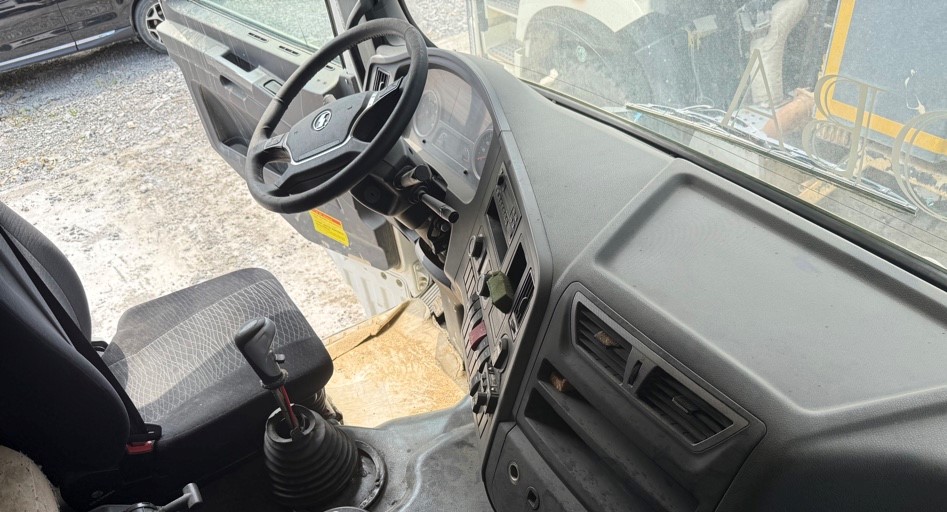 Shacman (Shaanxi) SX* 6x4 Самосвал 2022 г. - фото 9