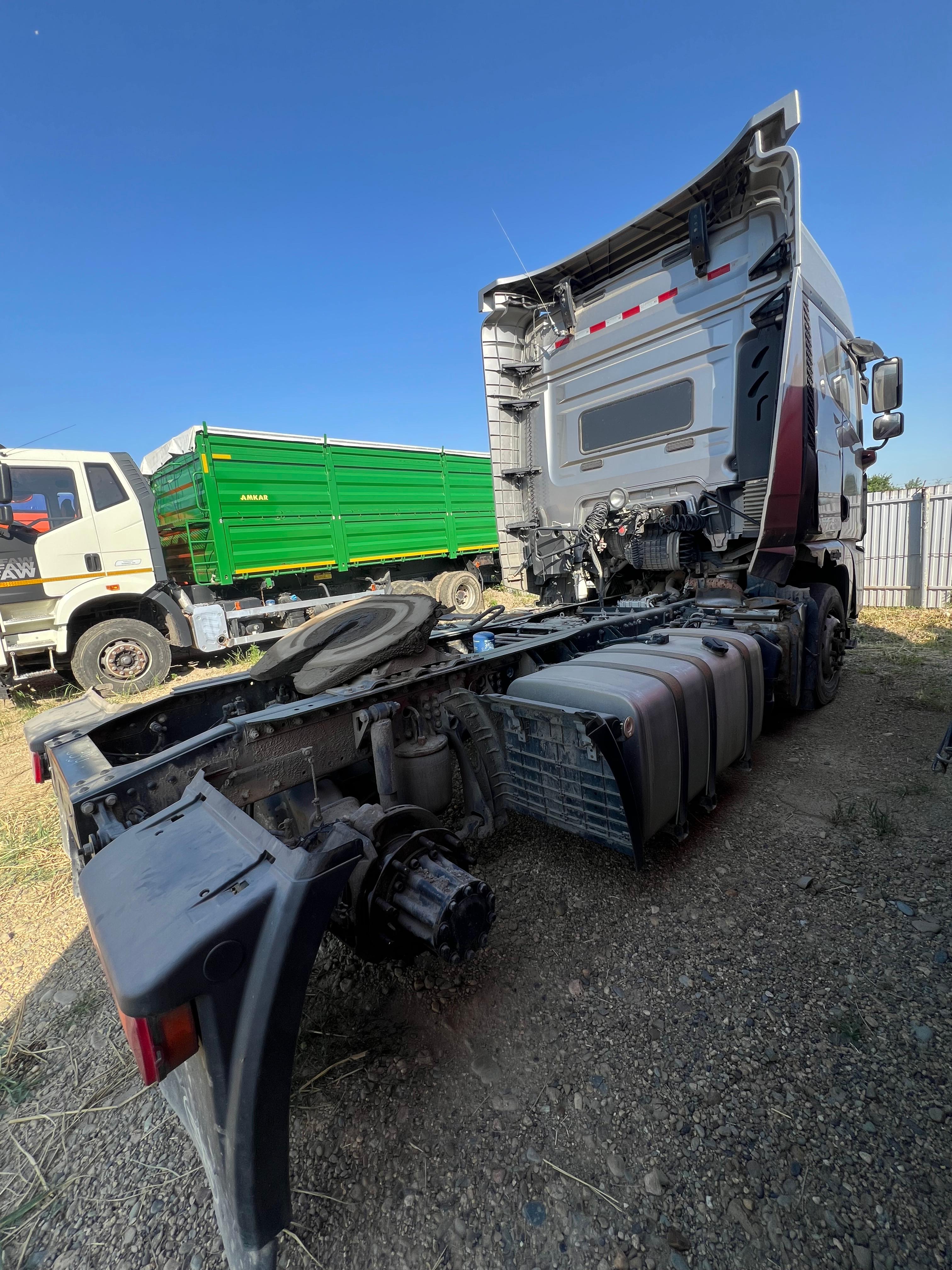 FAW JH6 4x2 Седельный тягач 2023 г. - фото 5