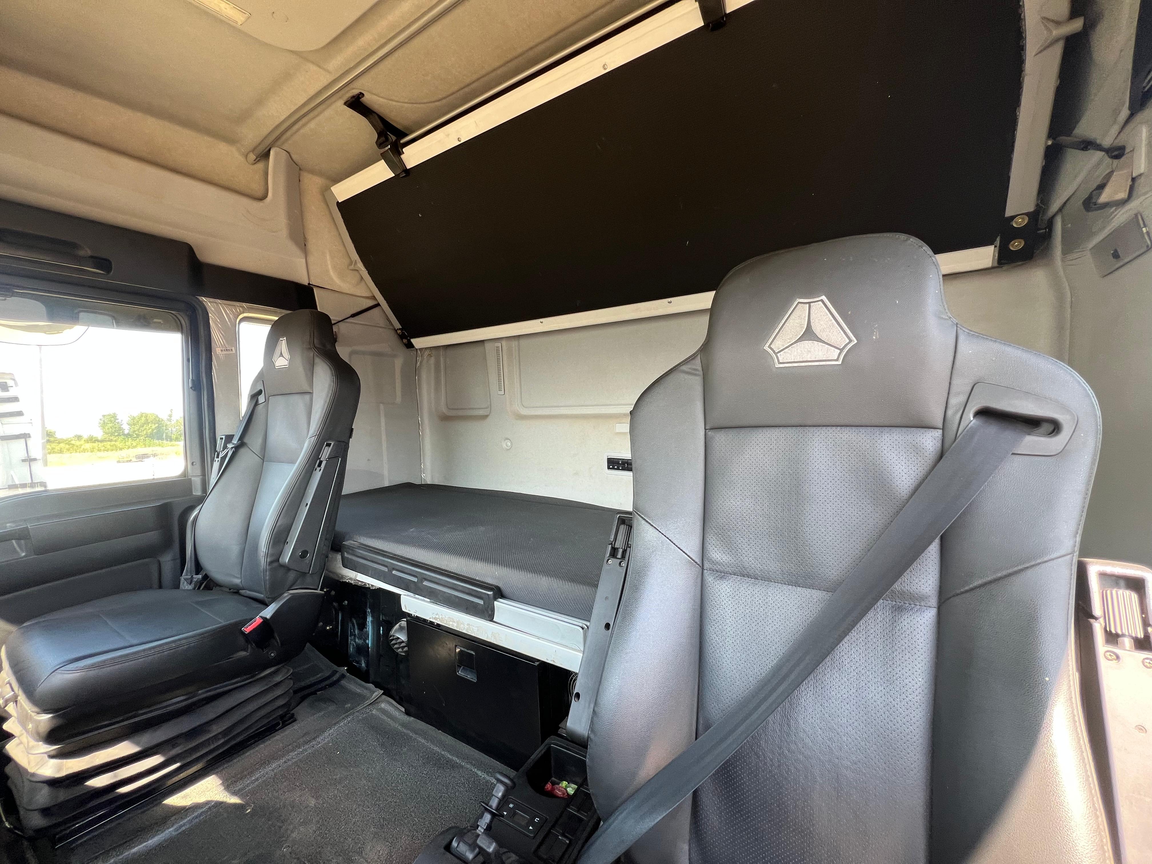 SITRAK C7H MAX 4x2 Седельный тягач 2023 г. - фото 13