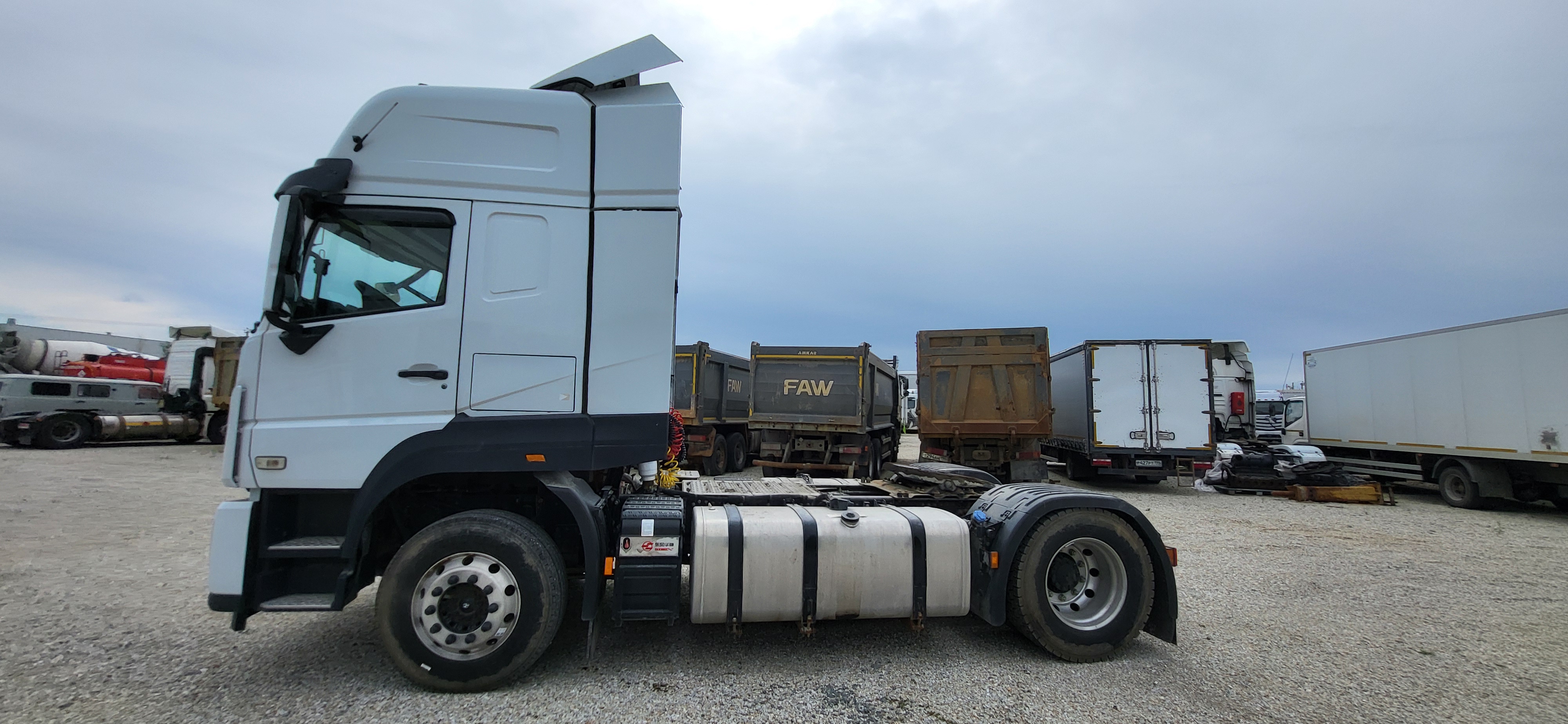 VASOL HV7 4x2 Седельный тягач 2023 г. - фото 6