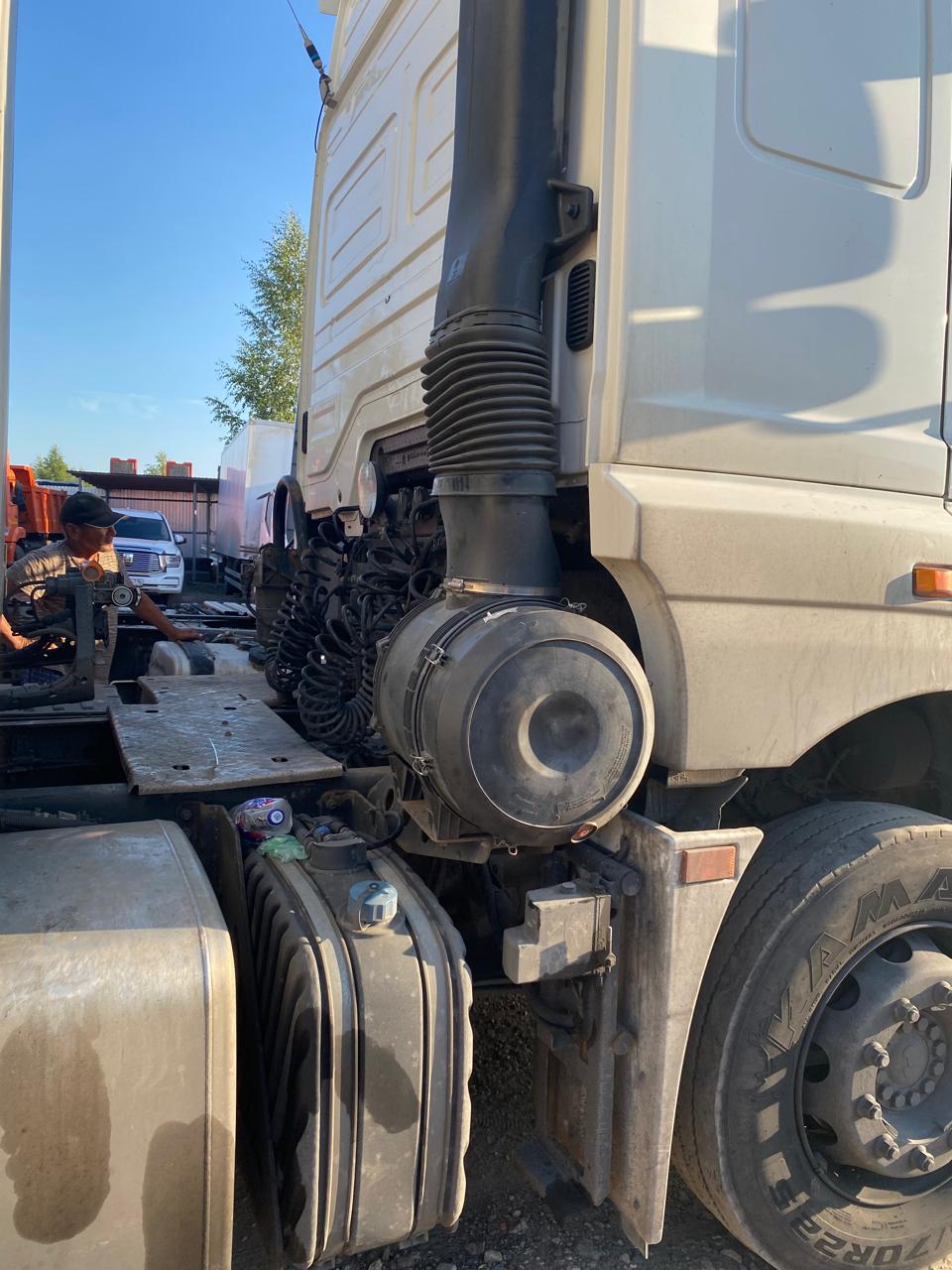 КамАЗ 5490 4x2 Седельный тягач 2021 г. - фото 6