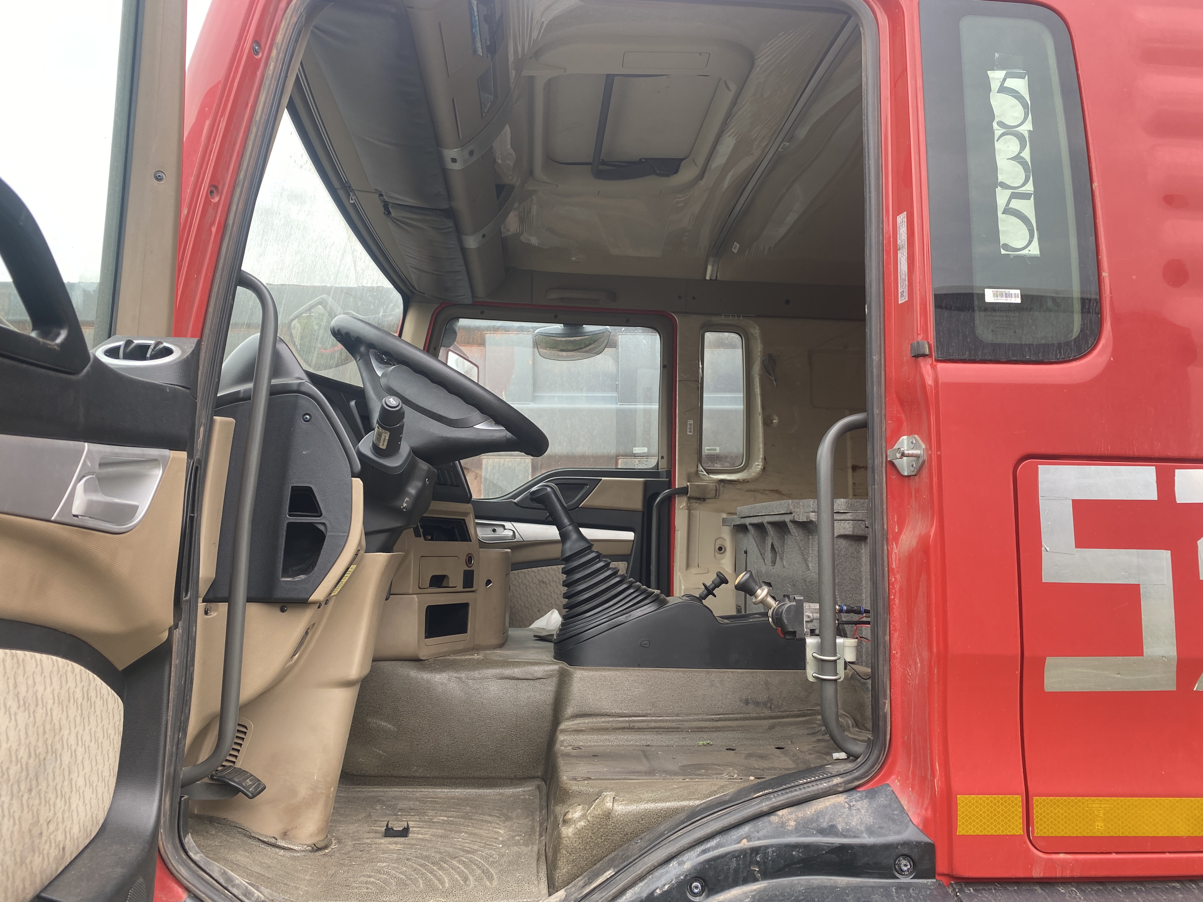 Howo T5G 8x4 Самосвал 2024 г. - фото 7