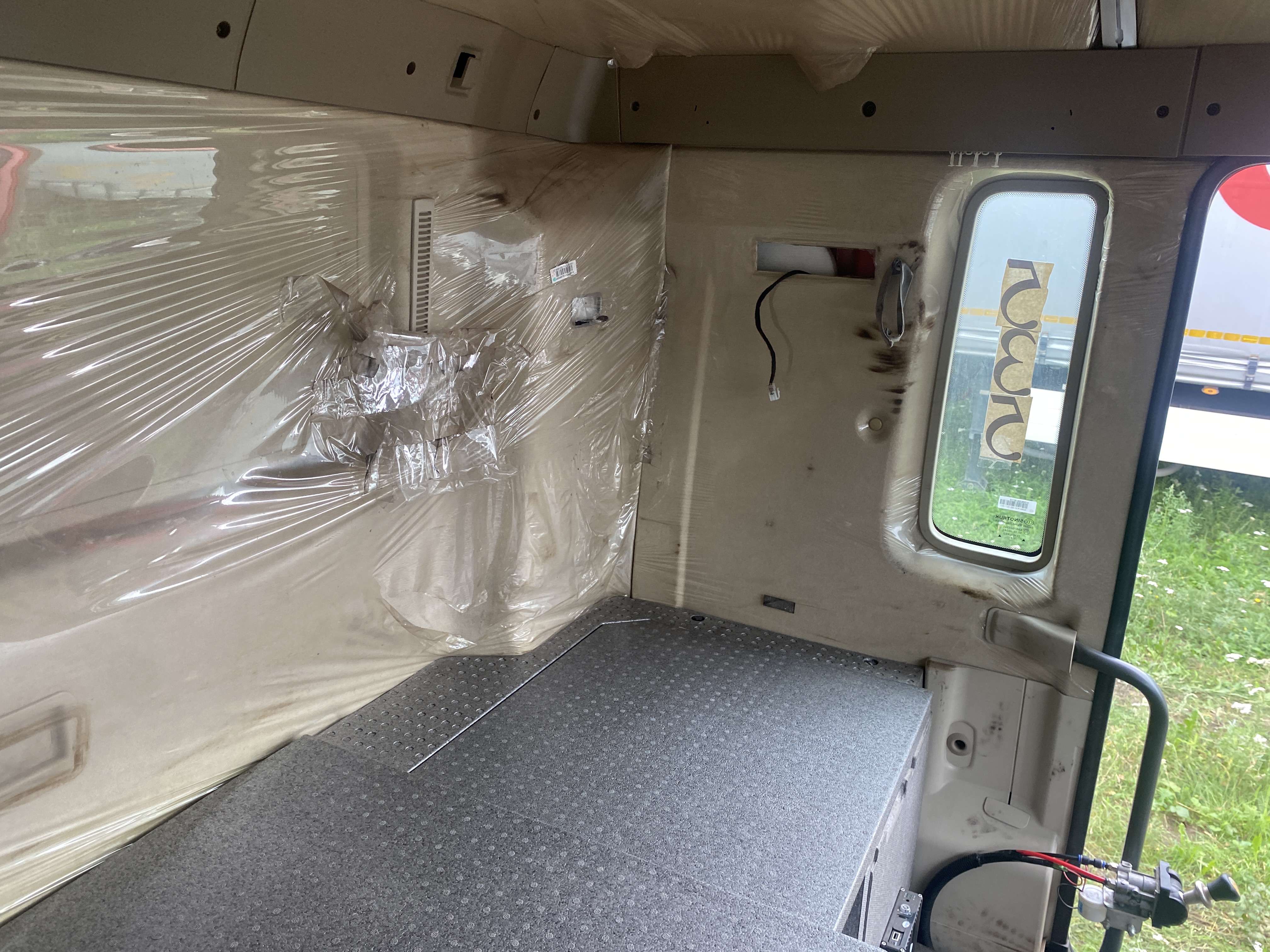 Howo T5G 8x4 Самосвал 2024 г. - фото 10