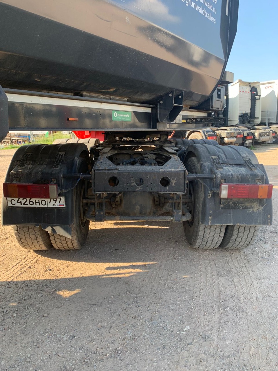 Shacman (Shaanxi) SX* 6x4 Седельный тягач 2023 г. - фото 4