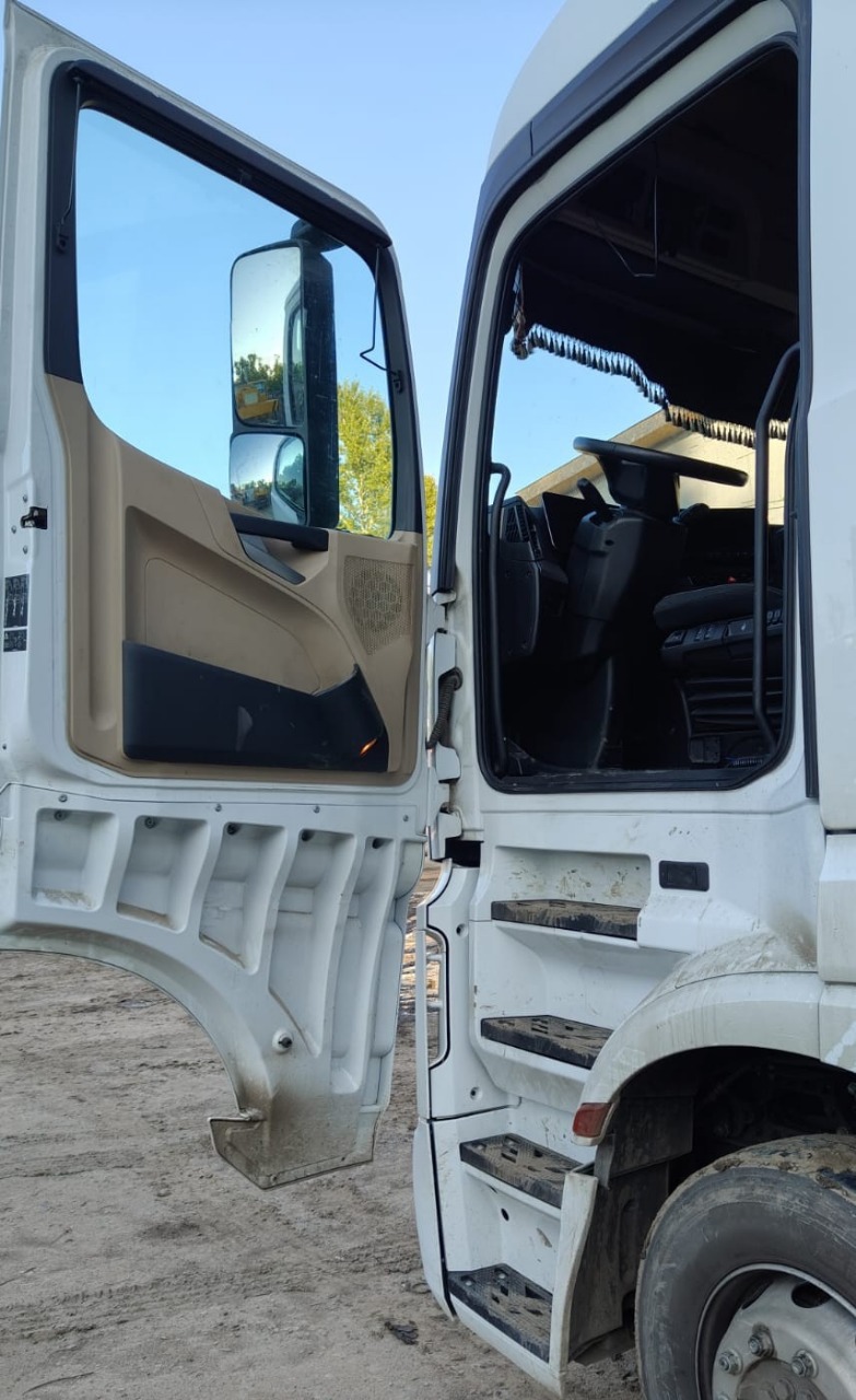 Mercedes-Benz ACTROS 4x2 Седельный тягач 2023 г. - фото 4