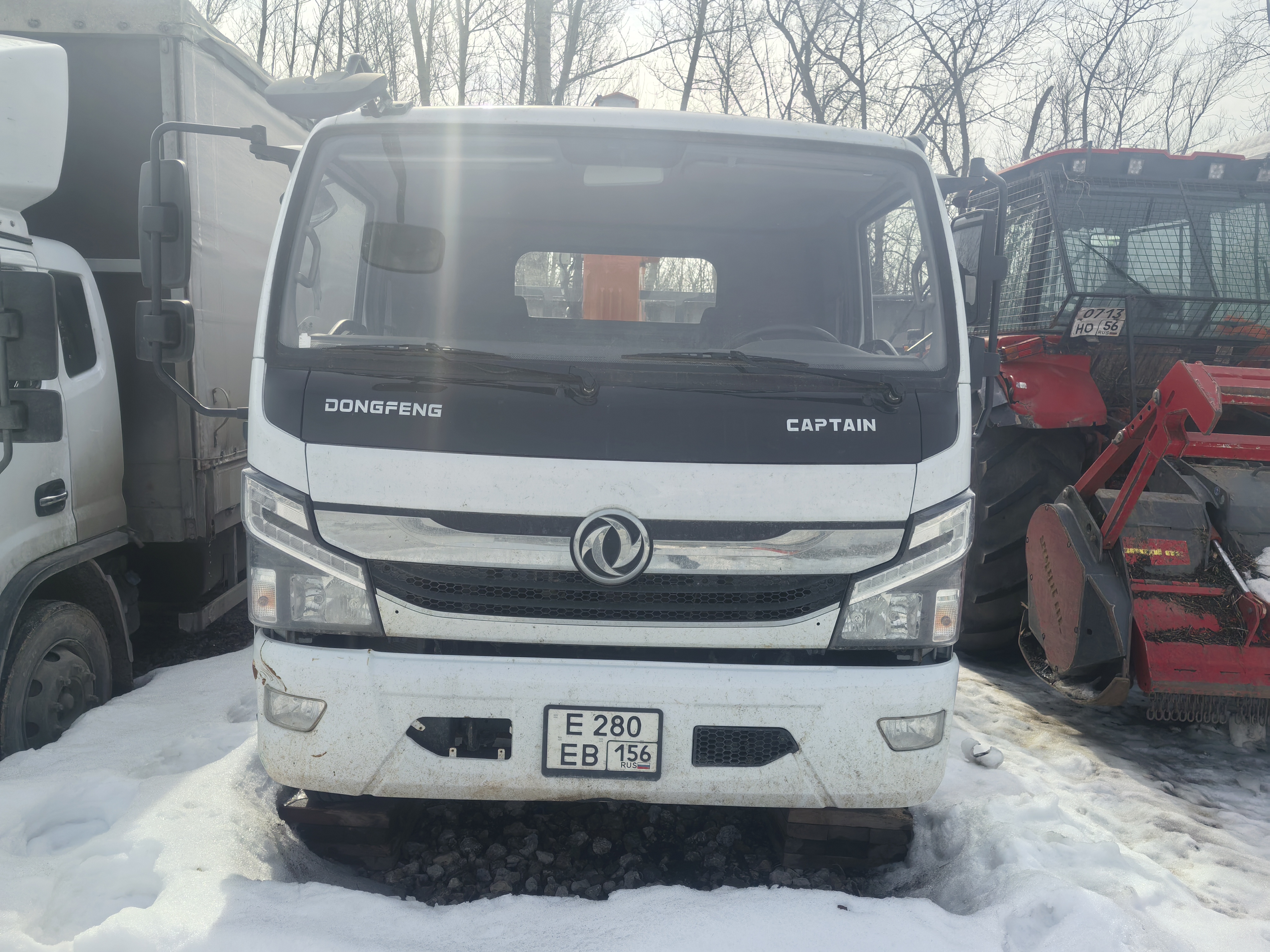 Феникс 78* на шасси Dongfeng C120 4x2 Бортовой с КМУ 2024 г.