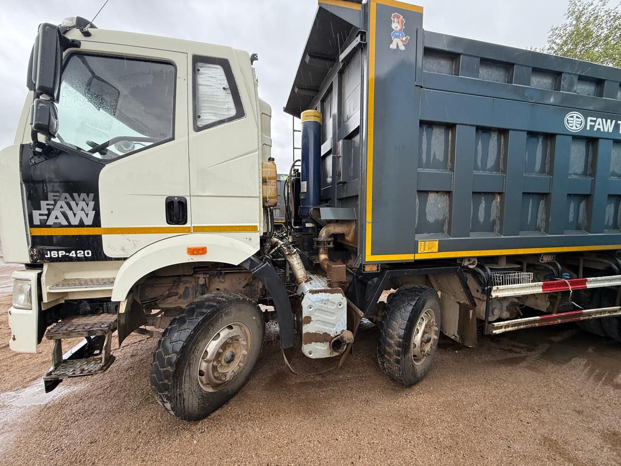 FAW CA 3310 8x4 Самосвал_не актуально 2023 г. - фото 9
