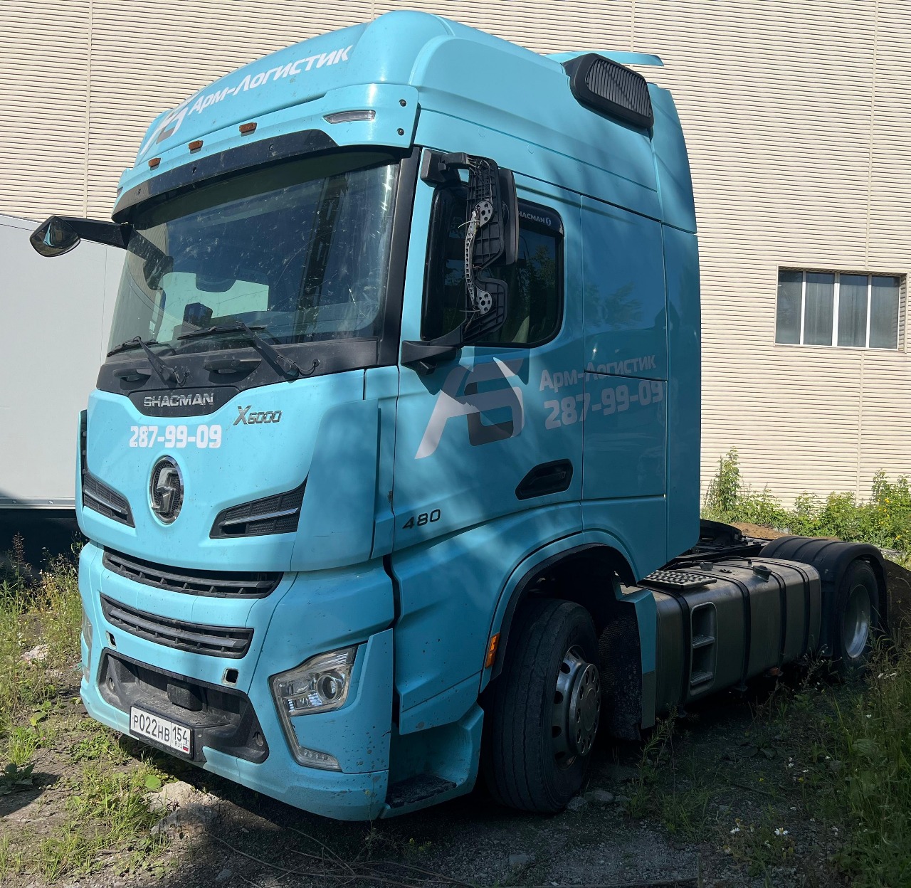 Shacman (Shaanxi) SX* 4x2 Седельный тягач 2023 г. - фото 2