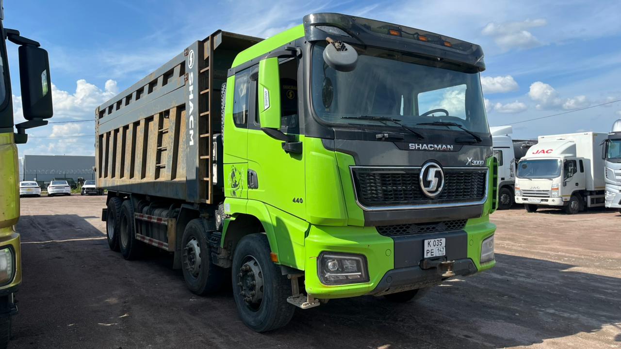 Shacman (Shaanxi) SX* 8x4 Самосвал 2023 г.