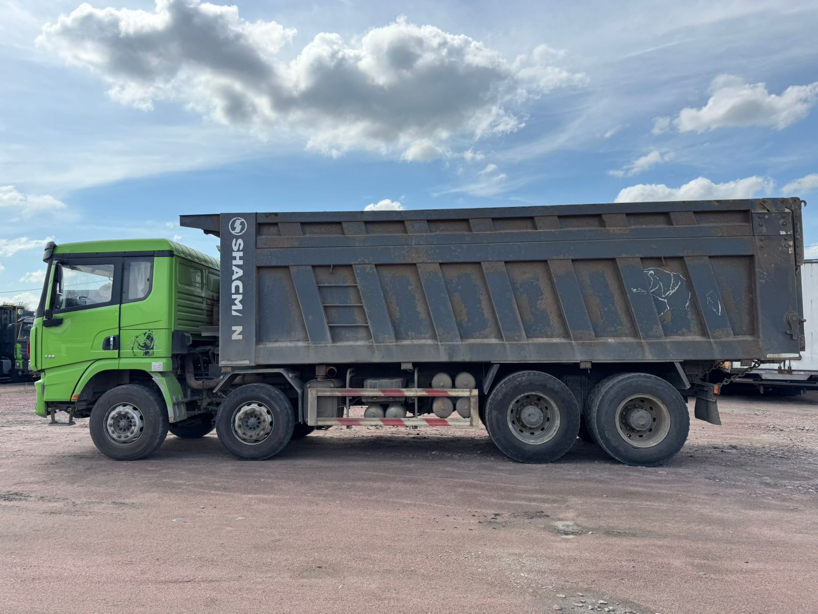 Shacman (Shaanxi) SX* 8x4 Самосвал 2023 г. - фото 6