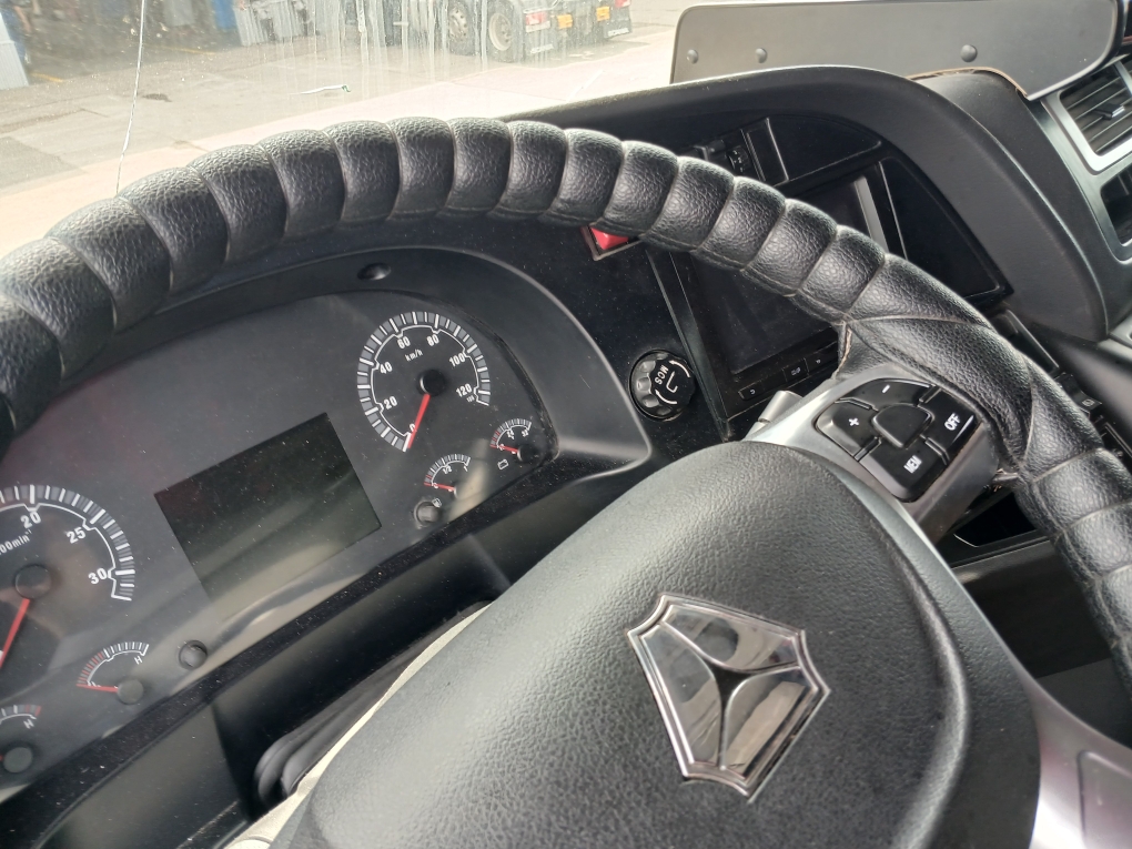 SITRAK C7H 6x4 Седельный тягач 2023 г. - фото 9