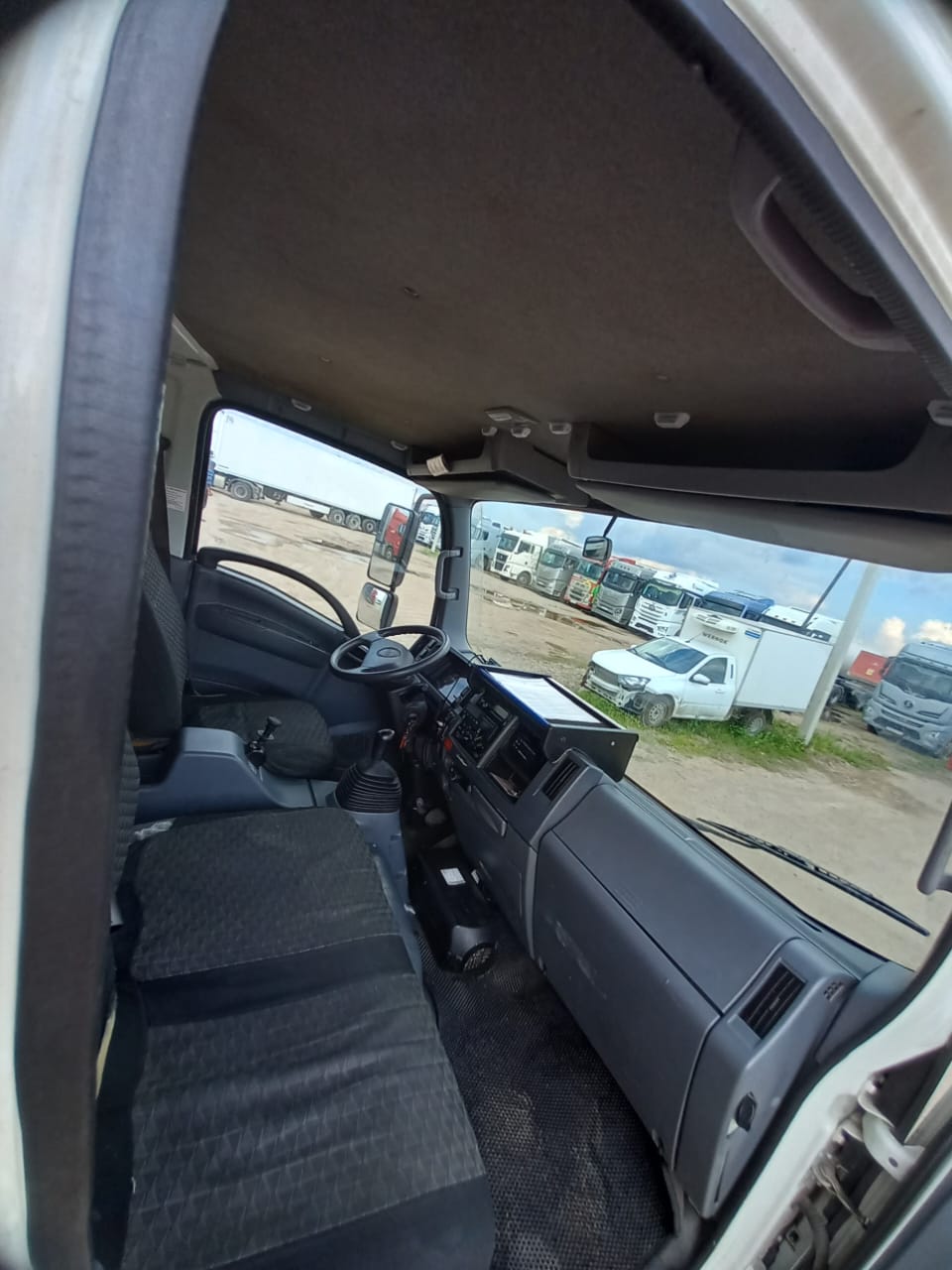 Isuzu ELF 9.5 (NQR) Изотермический/рефрижератор 2023 г. - фото 9