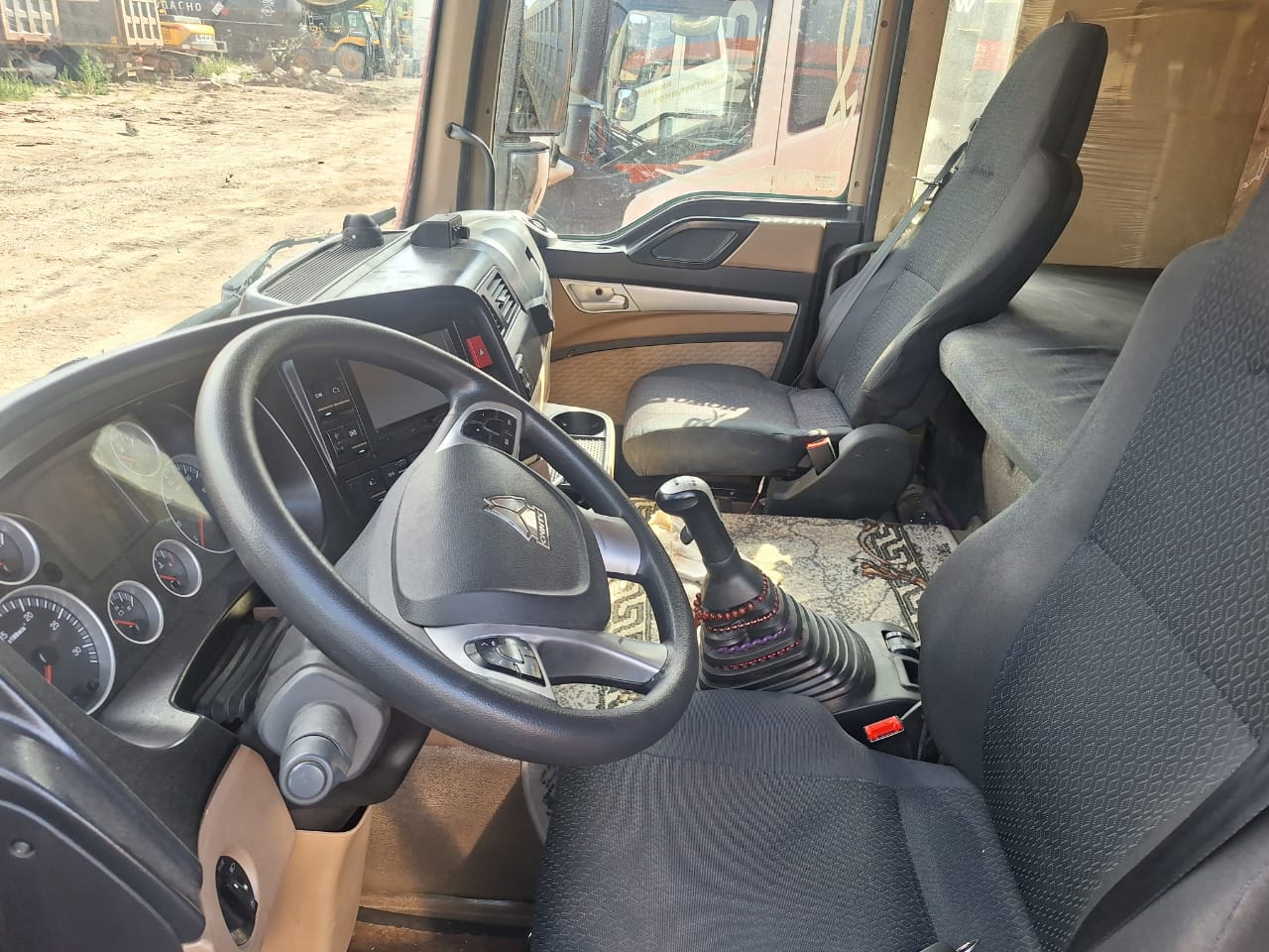 Howo T5G 6x4 Самосвал 2022 г. - фото 9