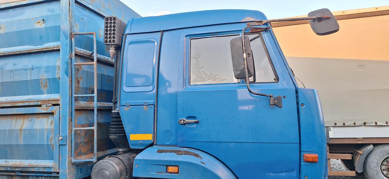 ТехноСтавПрицеп ТР8499 на шасси КамАЗ 65115 6x4 Зерновоз 2020 г. - фото 14