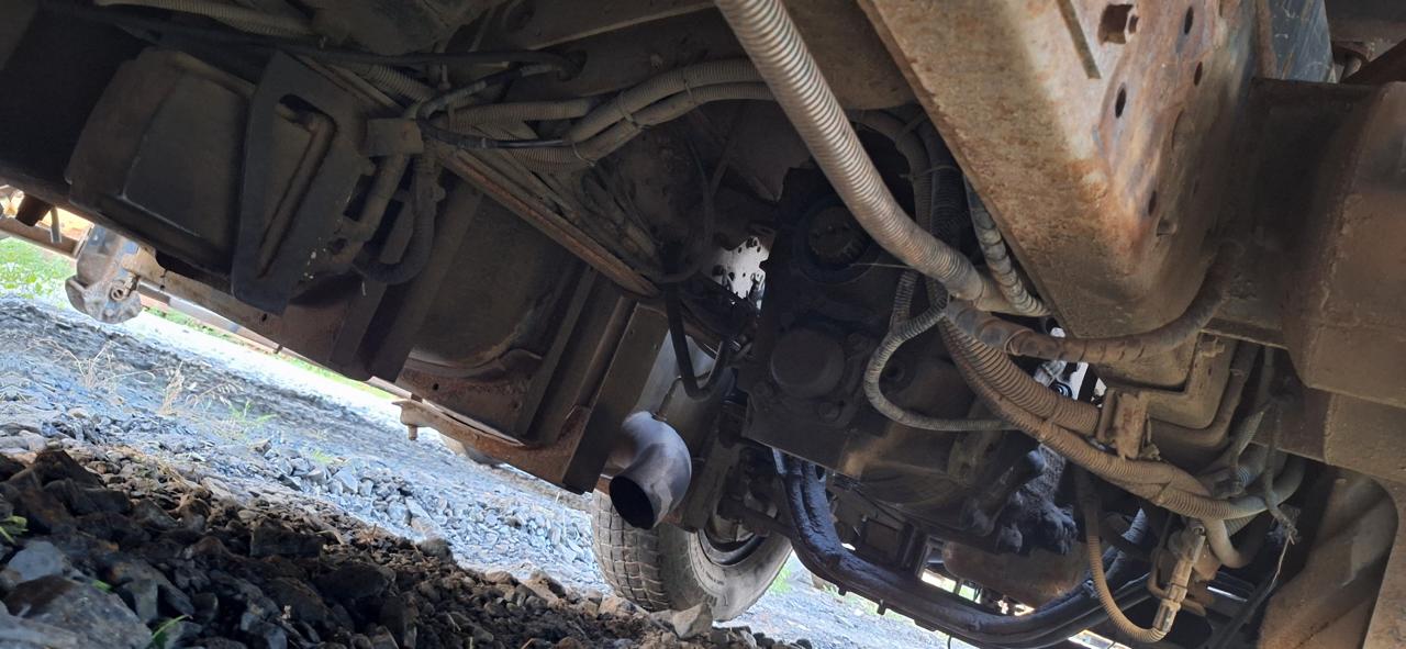 ТехноСтавПрицеп ТР8499 на шасси КамАЗ 65115 6x4 Зерновоз 2020 г. - фото 17