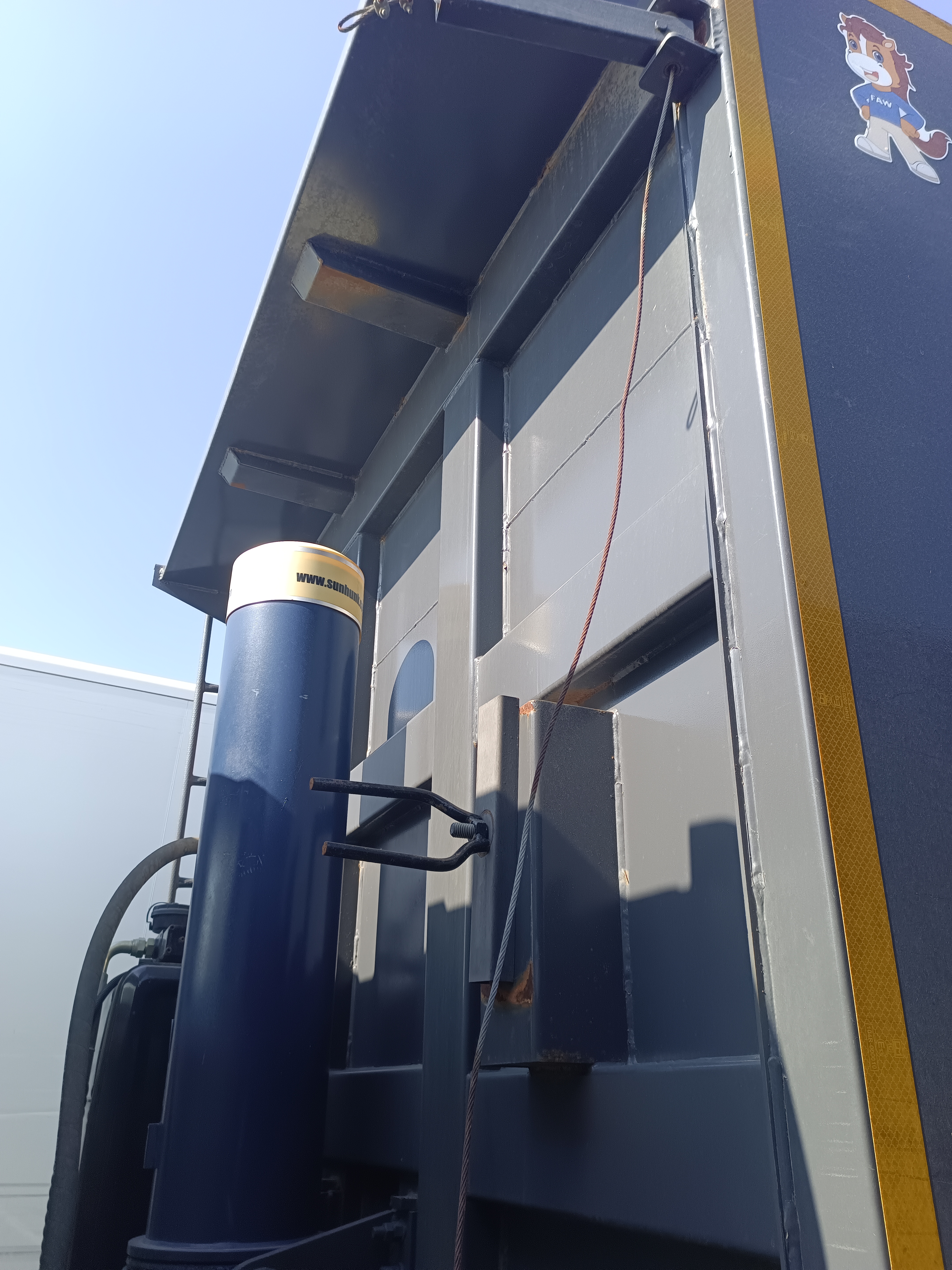 FAW J6 8x4 Самосвал 2023 г. - фото 17