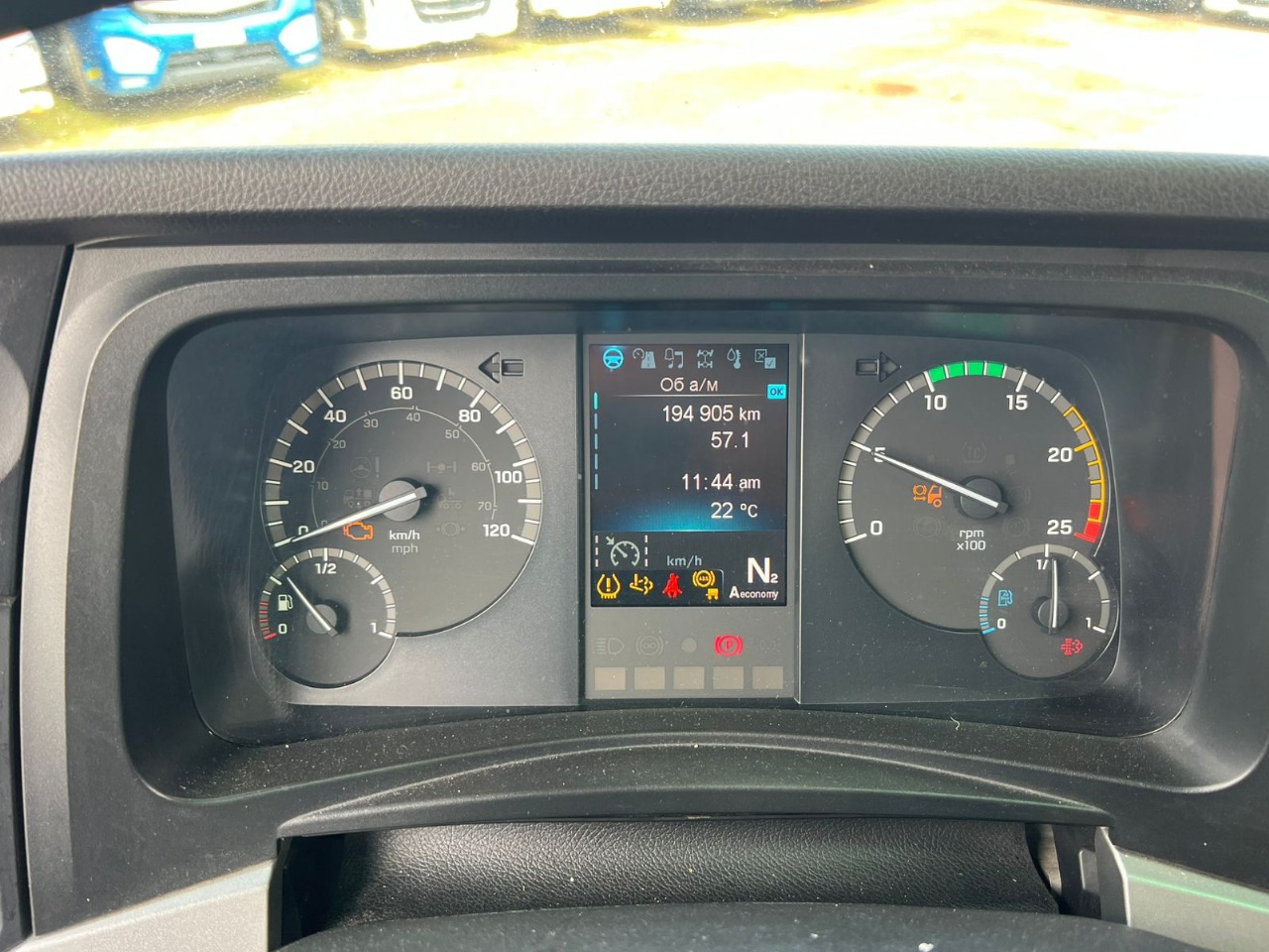 Mercedes-Benz Actros 6x4 Седельный тягач 2022 г. - фото 11