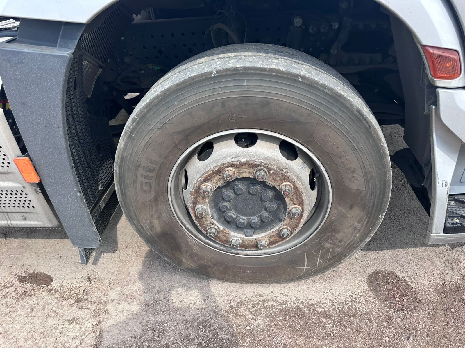 Mercedes-Benz ACTROS 4x2 Седельный тягач 2023 г. - фото 25