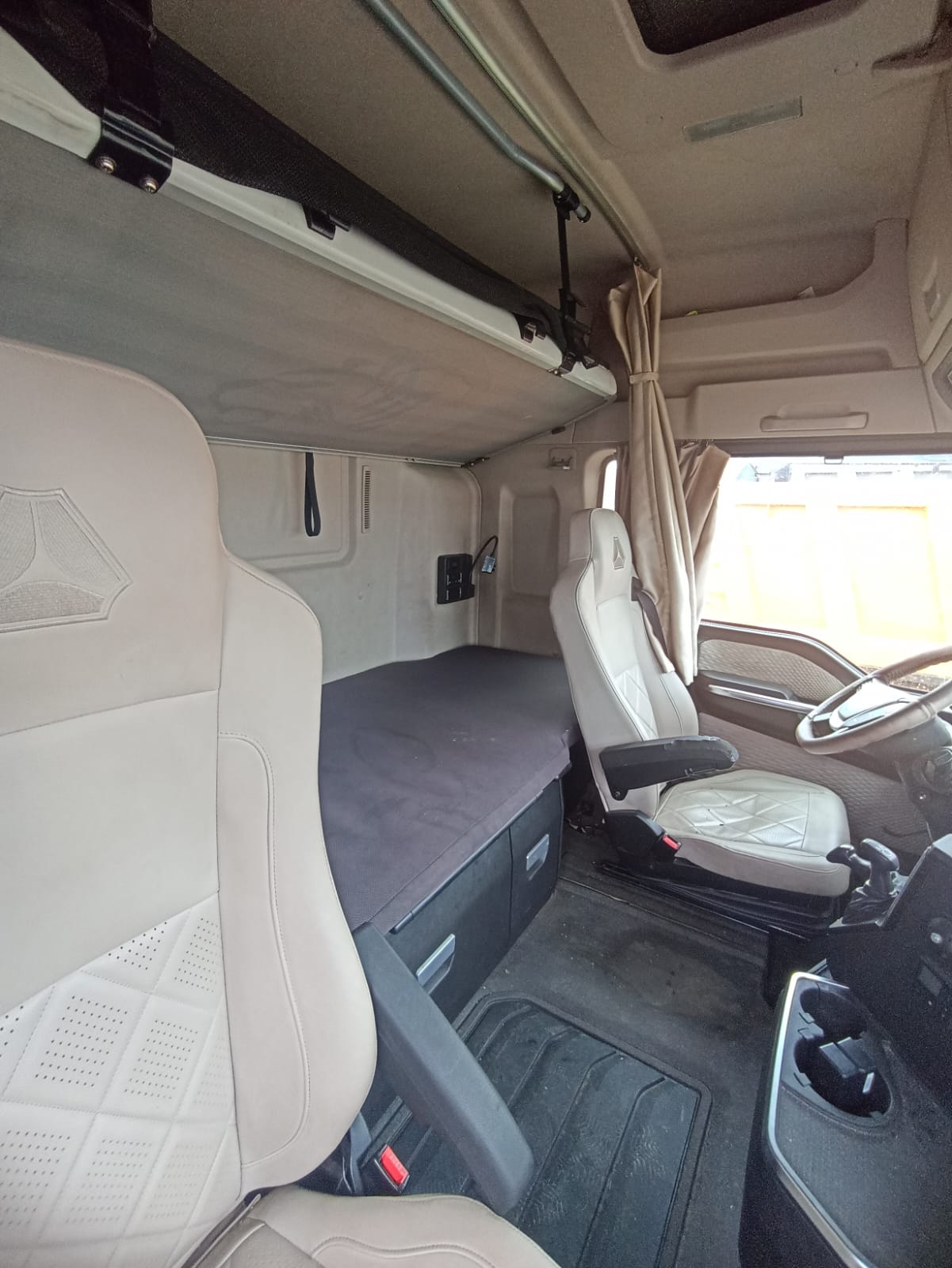 SITRAK C7H 4x2 Седельный тягач 2023 г. - фото 18