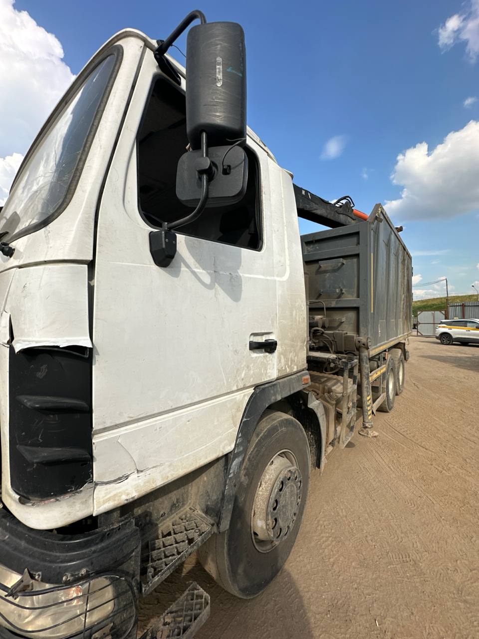 МАЗ 6312 6x4 Ломовоз с КМУ 2024 г. - фото 3