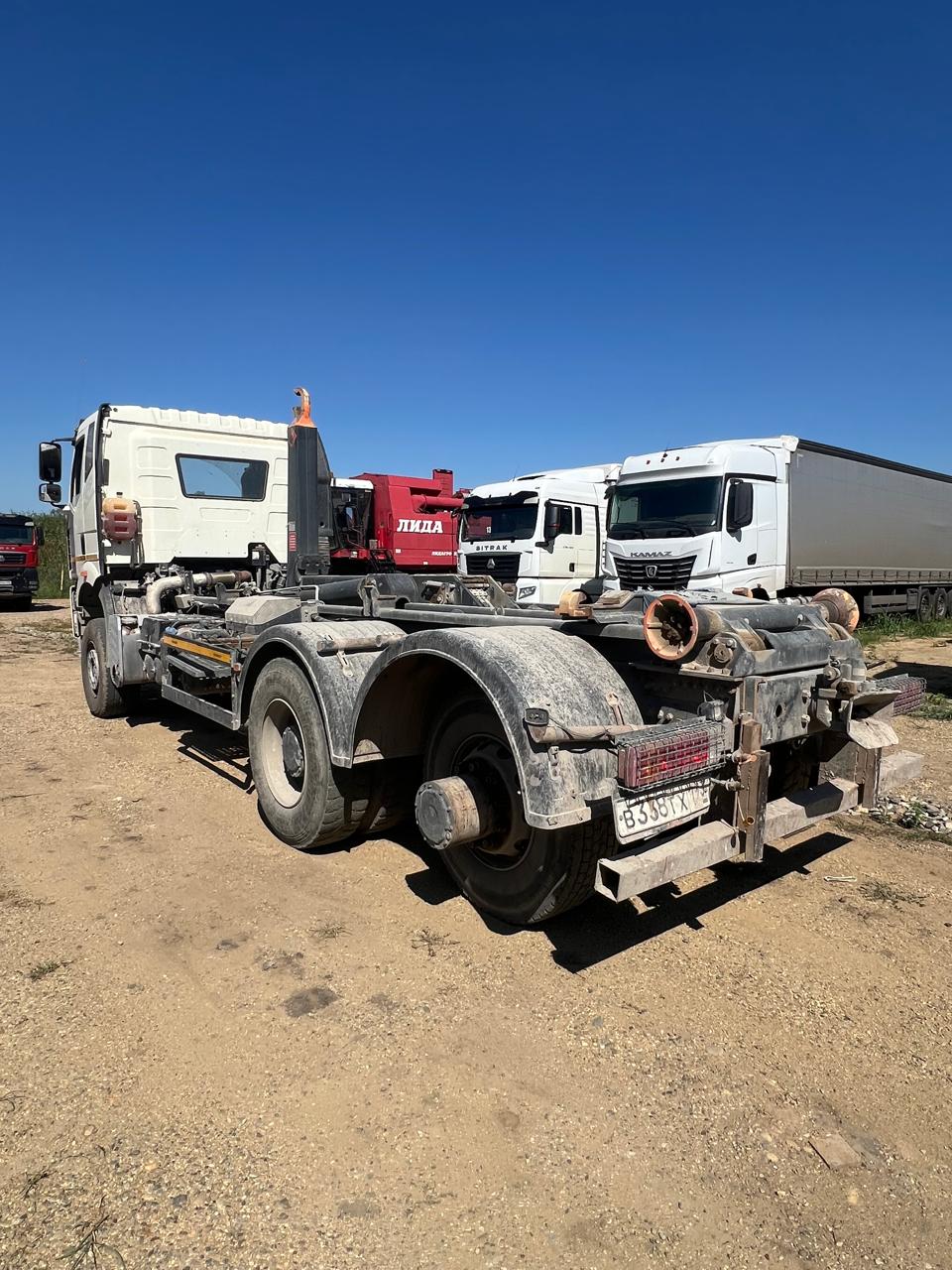 FAW J6 6x4 Мультилифт 2023 г. - фото 7