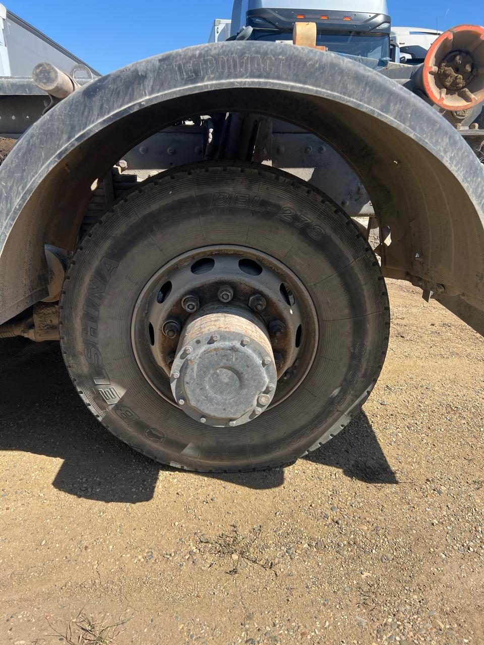 FAW J6 6x4 Мультилифт 2023 г. - фото 14