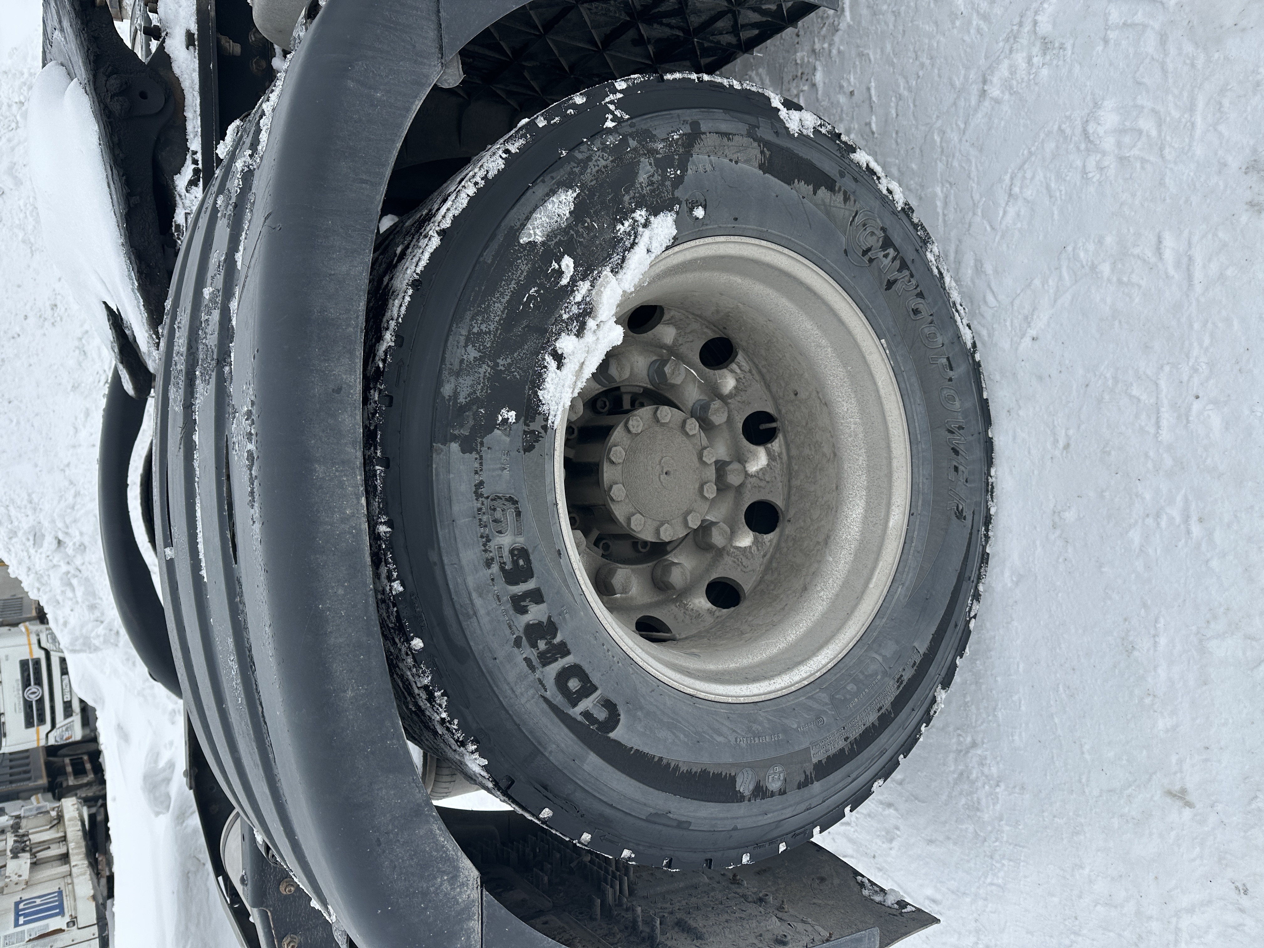 Shacman (Shaanxi) SX* 4x2 Седельный тягач 2023 г. - фото 11